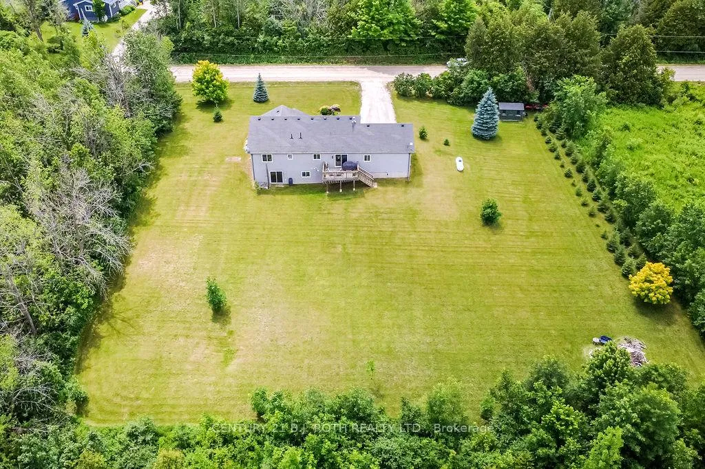 Photo 4 of 5051 Sideroad 25, Ramara, Rural Ramara — HOMEH