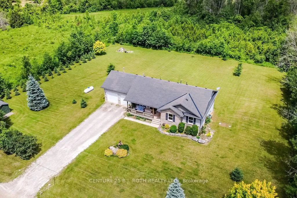 Photo 7 of 5051 Sideroad 25, Ramara, Rural Ramara — HOMEH