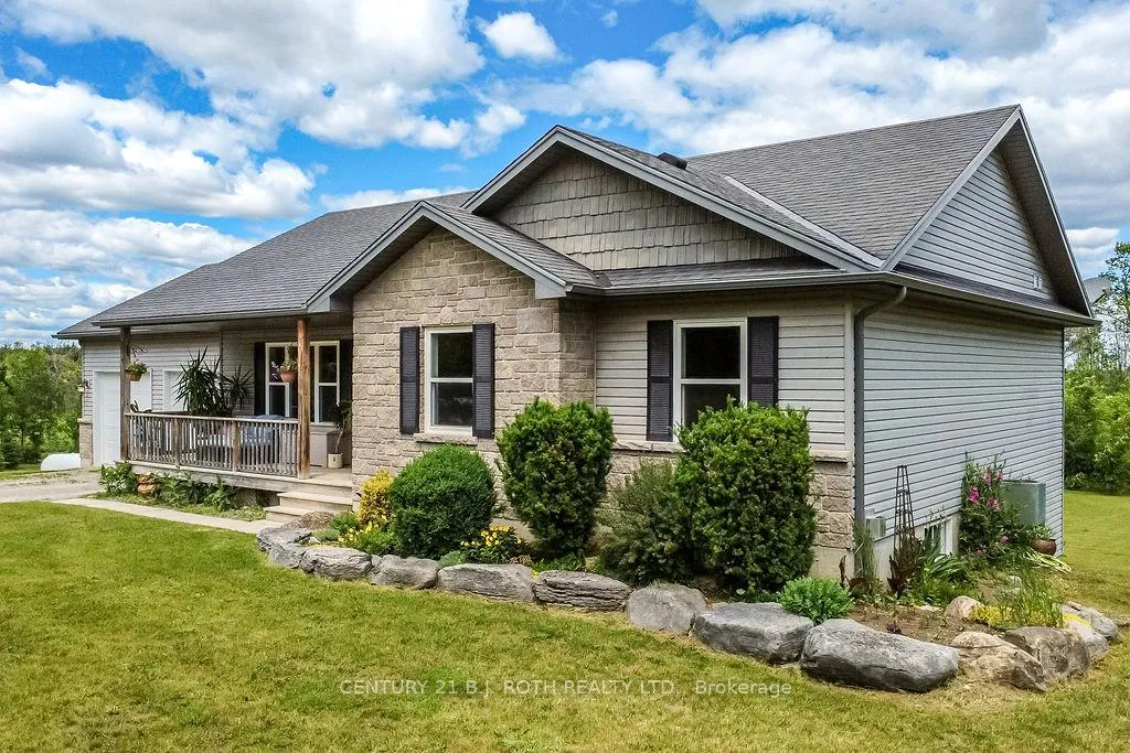 Photo 9 of 5051 Sideroad 25, Ramara, Rural Ramara — HOMEH