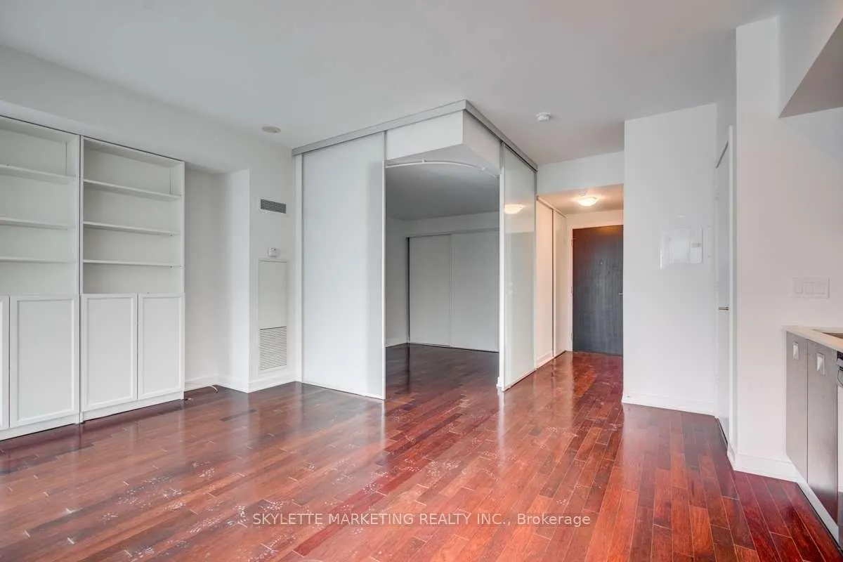 Photo 7 of Unit 3702, 33 Charles Street E, Toronto, Church-Yonge Corridor — HOMEH