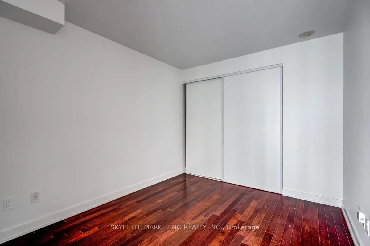 Photo 8 of Unit 3702, 33 Charles Street E, Toronto, Church-Yonge Corridor — HOMEH