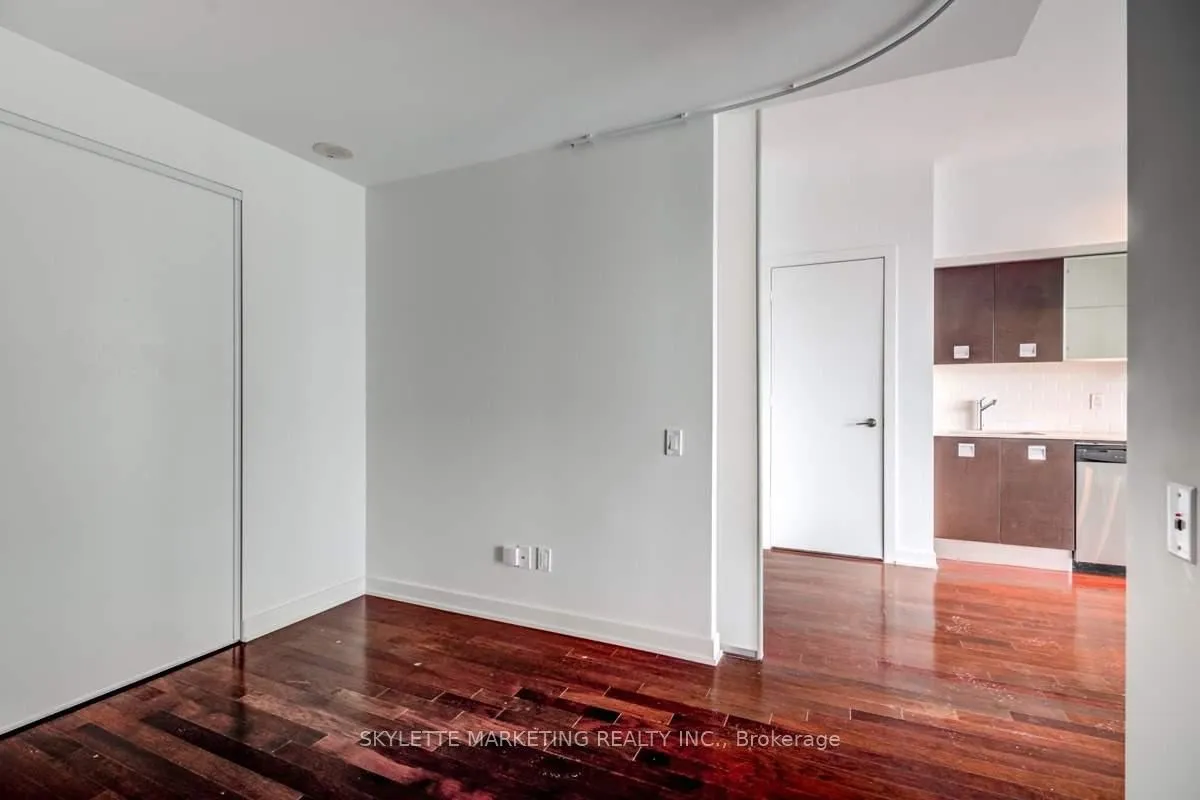 Photo 9 of Unit 3702, 33 Charles Street E, Toronto, Church-Yonge Corridor — HOMEH