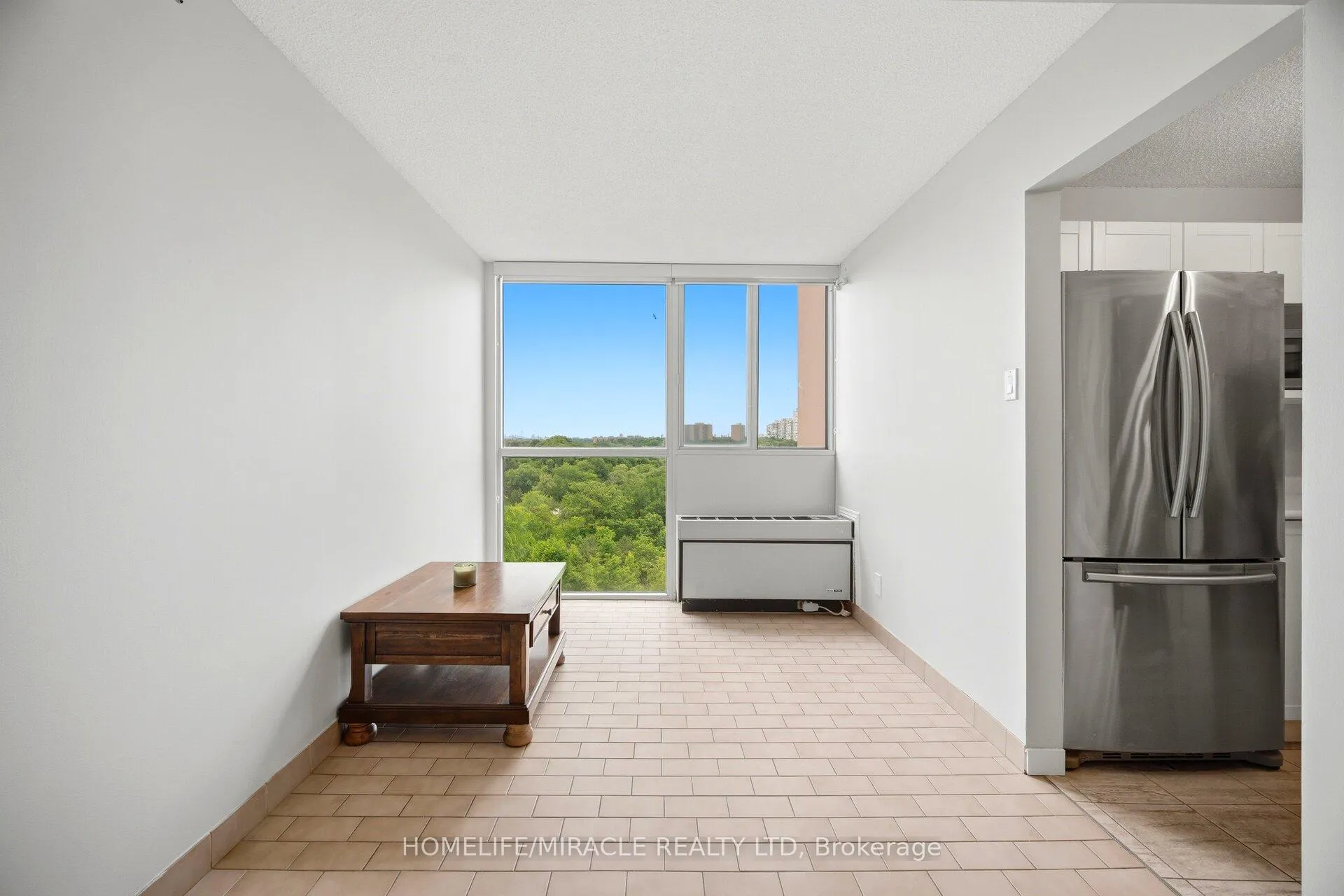 Photo 18 of Unit 707, 41 Markbrook Lane, Etobicoke, Mount Olive-Silverstone-Jamestown — HOMEH