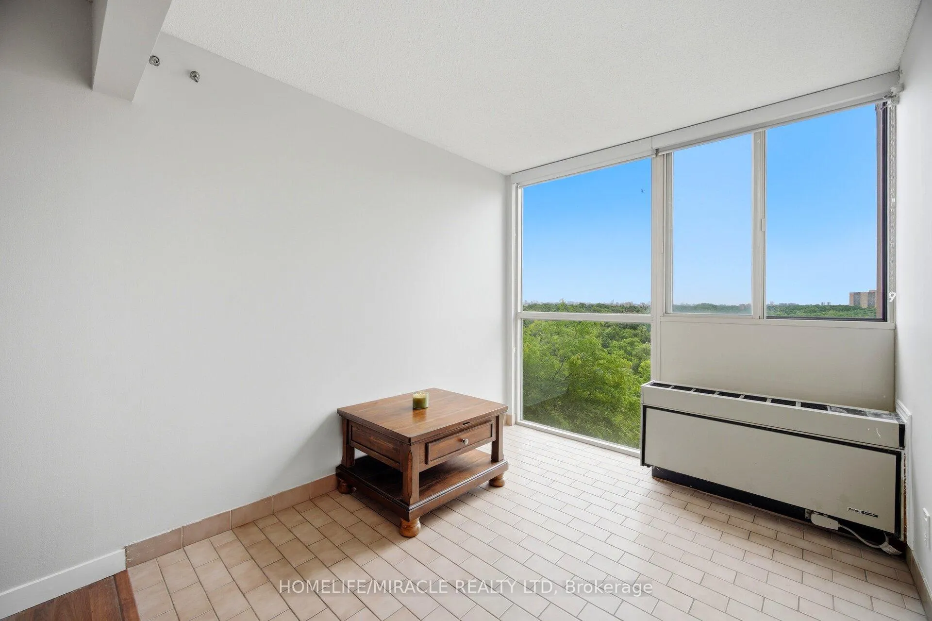 Photo 19 of Unit 707, 41 Markbrook Lane, Etobicoke, Mount Olive-Silverstone-Jamestown — HOMEH
