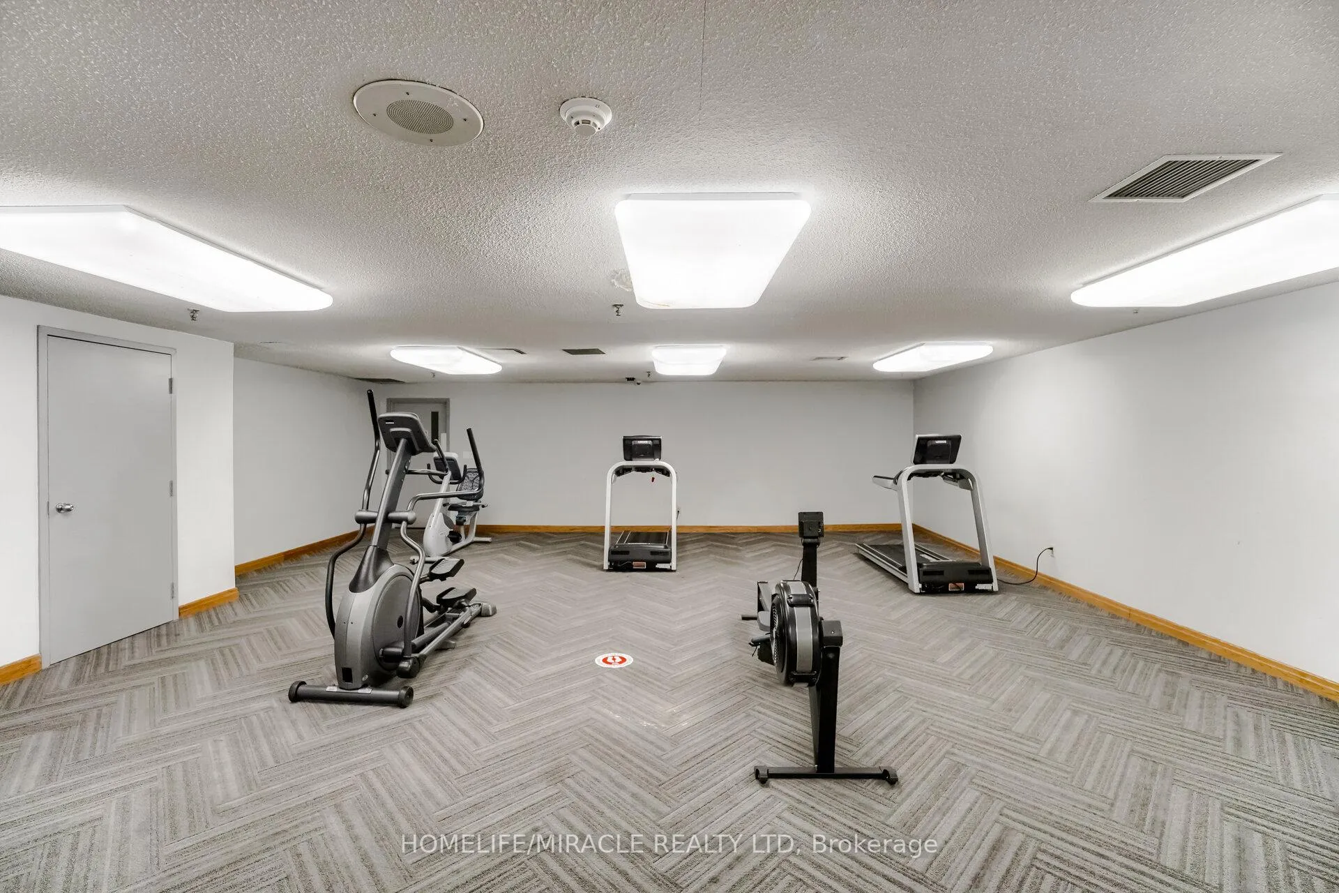 Photo 32 of Unit 707, 41 Markbrook Lane, Etobicoke, Mount Olive-Silverstone-Jamestown — HOMEH
