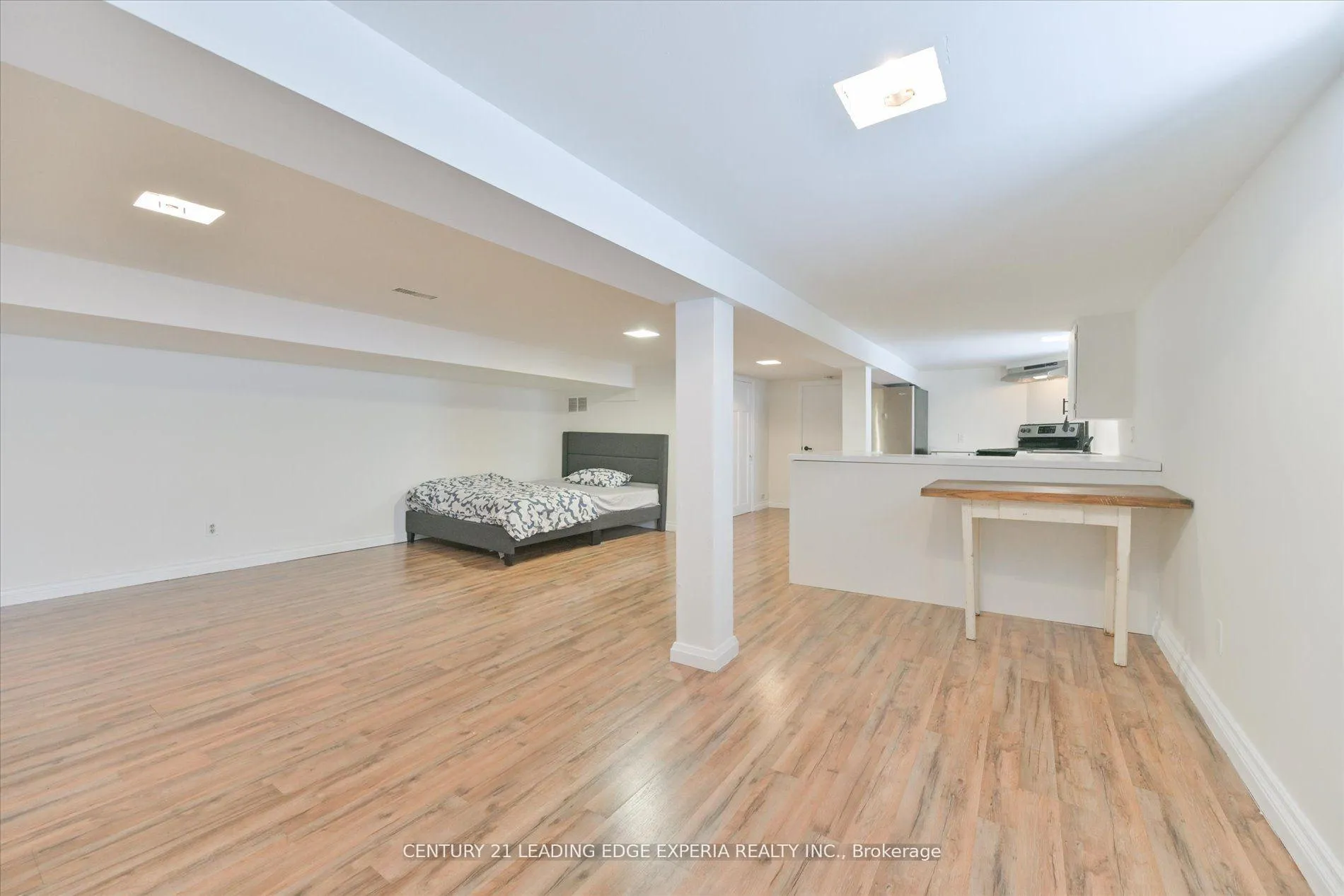 Photo 8 of Unit Lower, 24 Torrens Avenue, Toronto, Broadview North — HOMEH