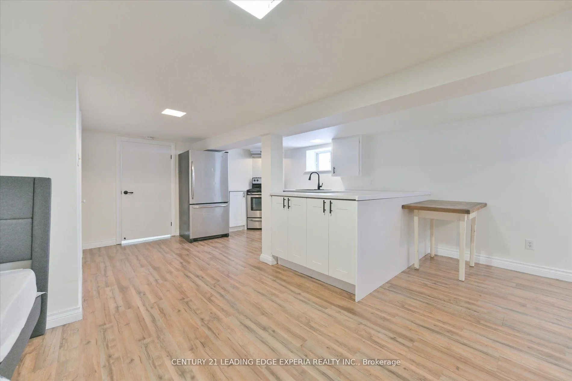 Photo 10 of Unit Lower, 24 Torrens Avenue, Toronto, Broadview North — HOMEH