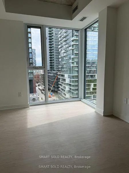 Photo 8 of Unit 904, 65 Mutual Street, Toronto, Church-Yonge Corridor — HOMEH
