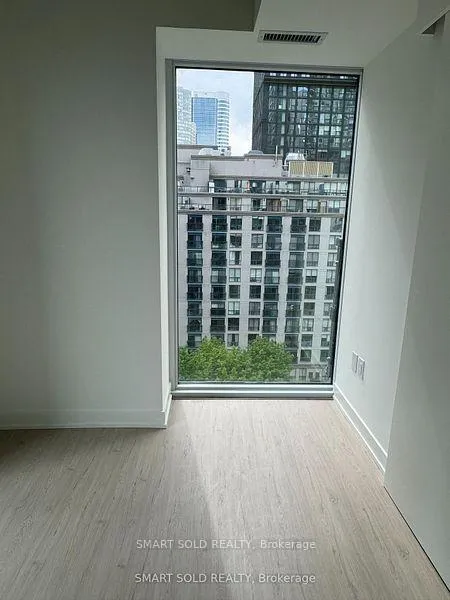 Photo 10 of Unit 904, 65 Mutual Street, Toronto, Church-Yonge Corridor — HOMEH