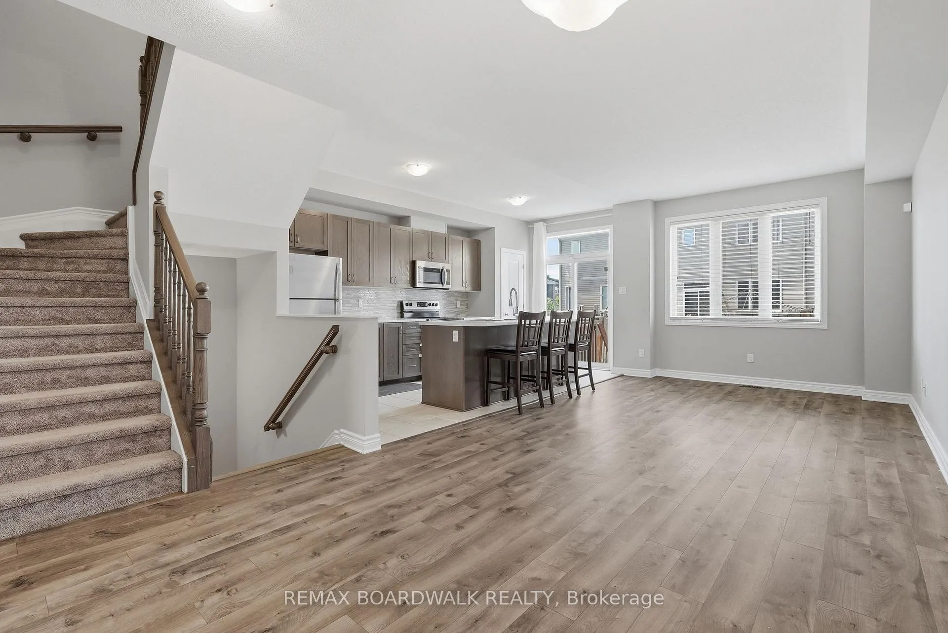 Photo 9 of 695 Jerome Jodoin Drive, Ottawa, Avalon West — HOMEH