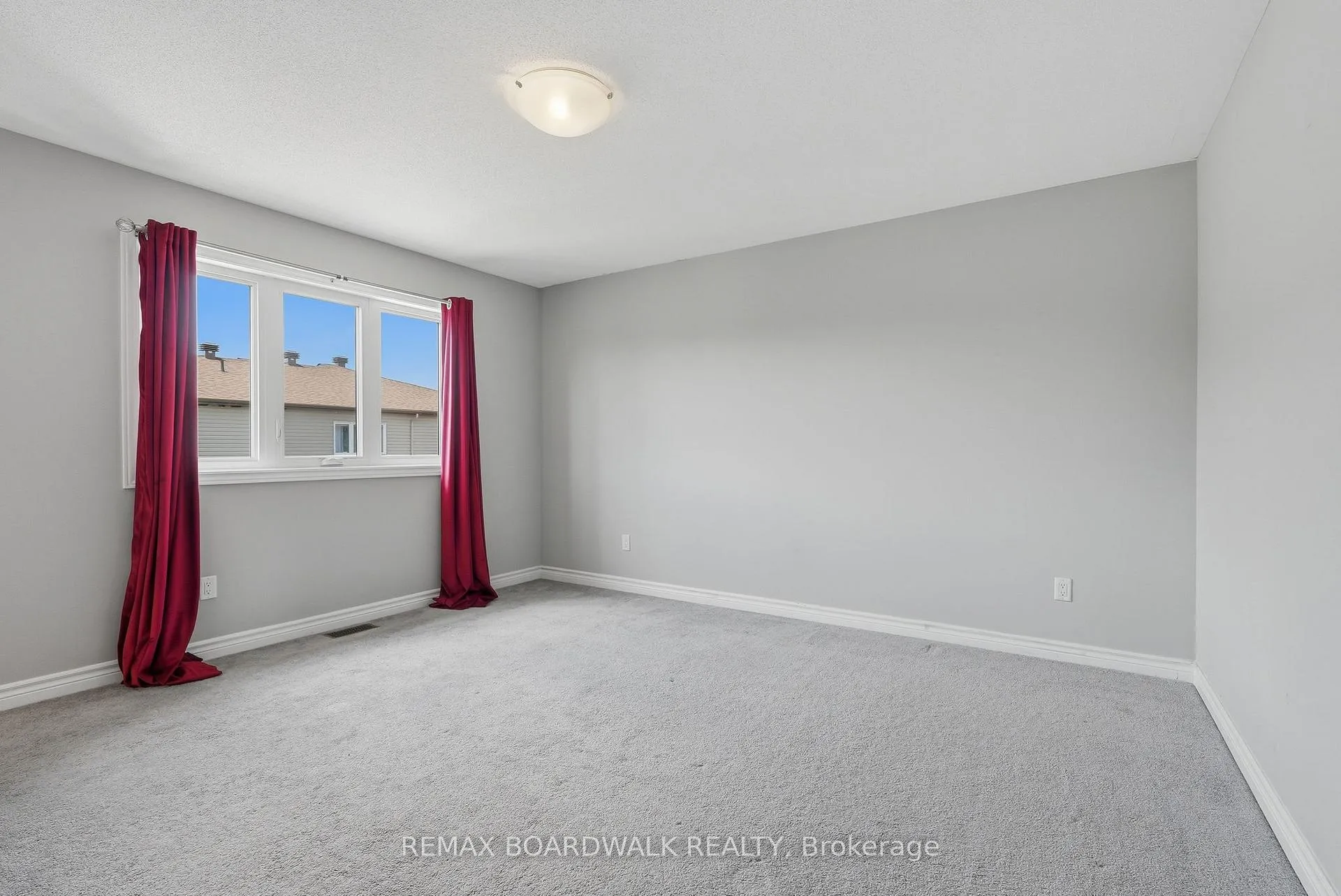 Photo 20 of 695 Jerome Jodoin Drive, Ottawa, Avalon West — HOMEH