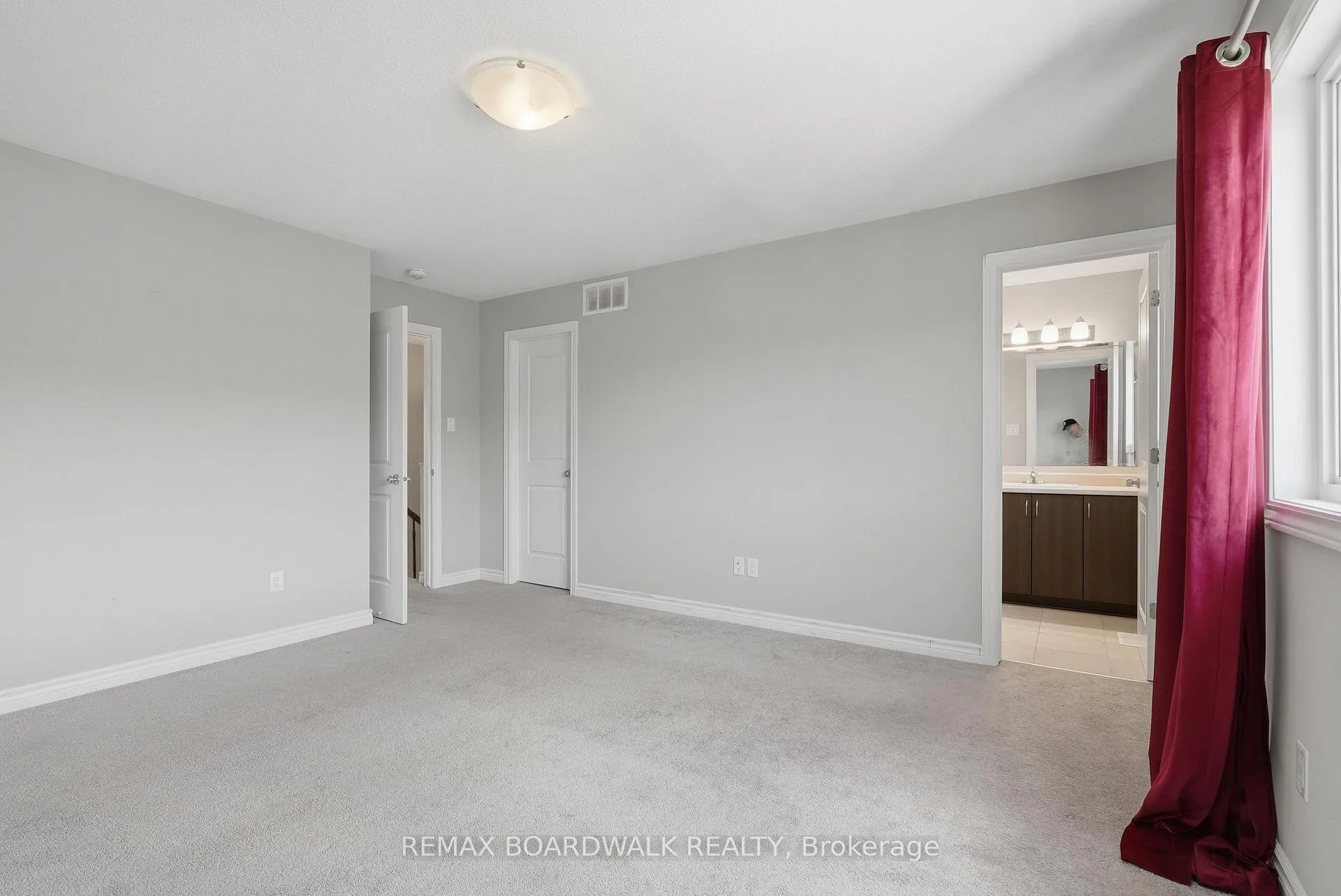 Photo 21 of 695 Jerome Jodoin Drive, Ottawa, Avalon West — HOMEH