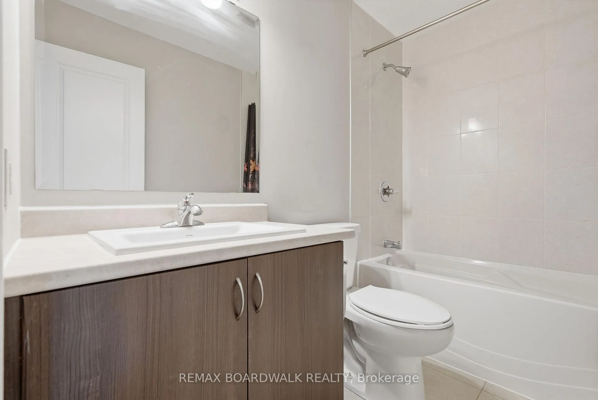 Photo 27 of 695 Jerome Jodoin Drive, Ottawa, Avalon West — HOMEH