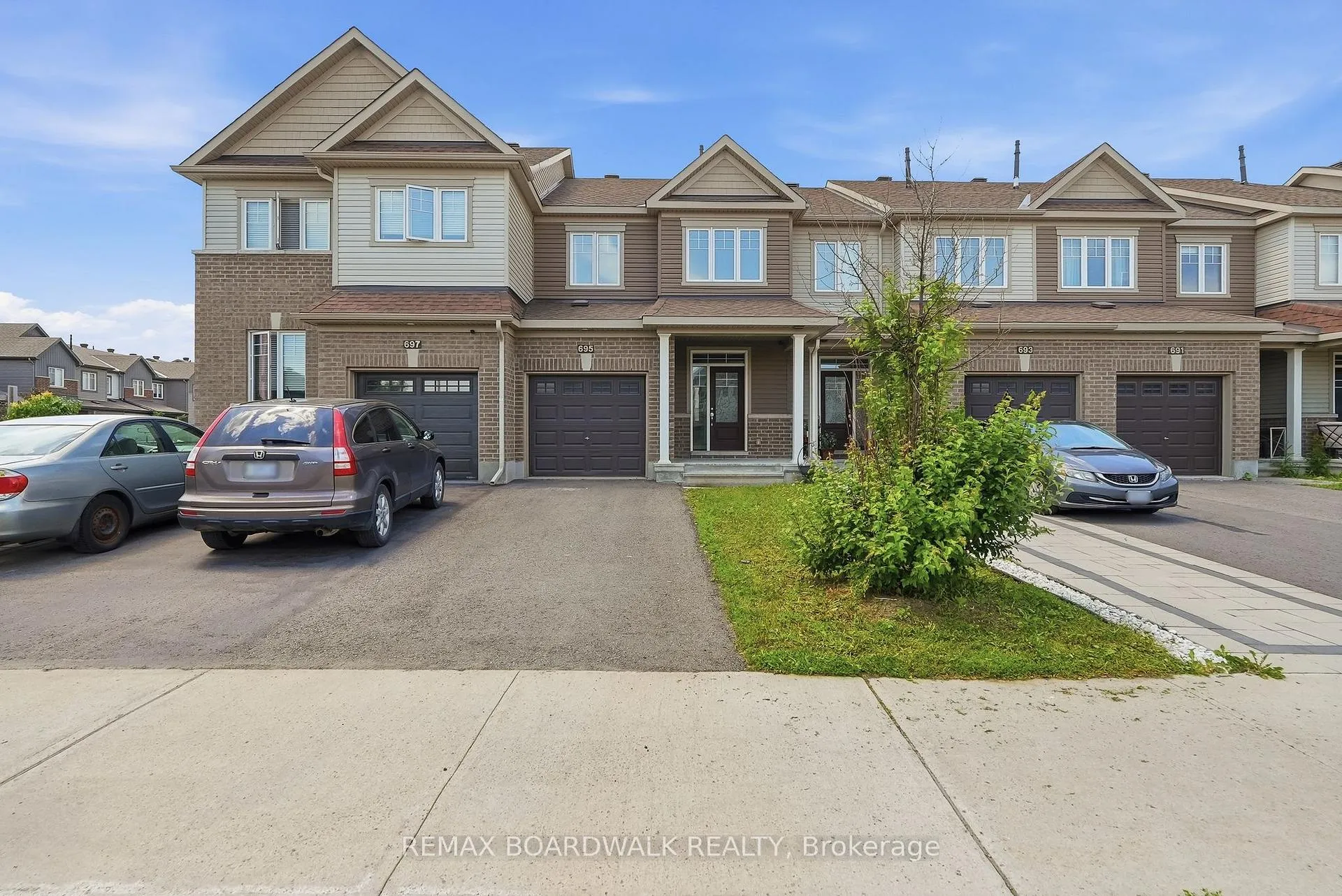 Photo 35 of 695 Jerome Jodoin Drive, Ottawa, Avalon West — HOMEH