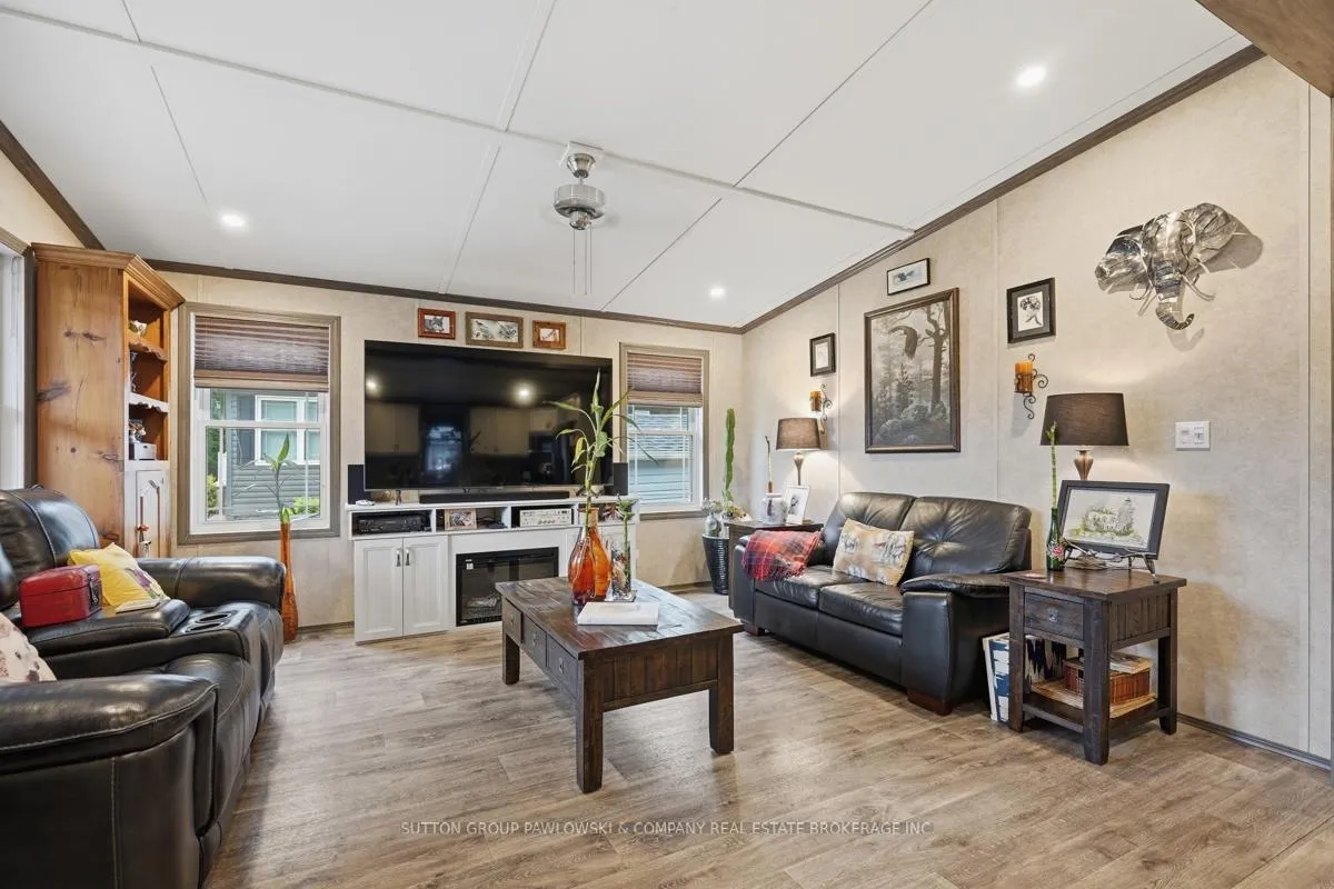 Photo 8 of Unit 116, 22790 Amiens Road, Middlesex Centre, Komoka — HOMEH