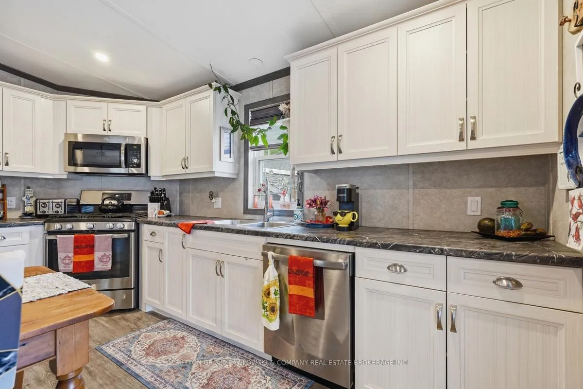 Photo 13 of Unit 116, 22790 Amiens Road, Middlesex Centre, Komoka — HOMEH