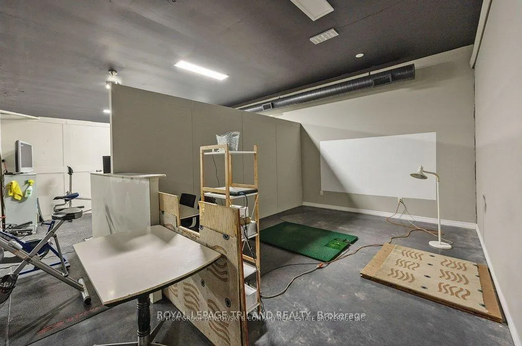 Photo 43 of Unit 116, 22790 Amiens Road, Middlesex Centre, Komoka — HOMEH