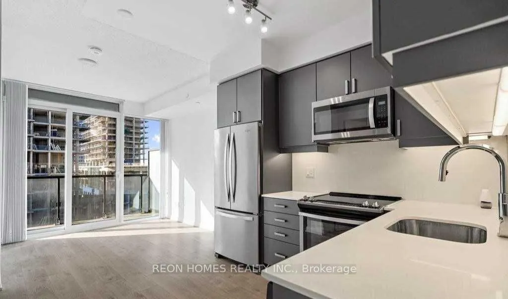 Photo 2 of Unit 807, 7895 Jane Street, Vaughan, Concord — HOMEH