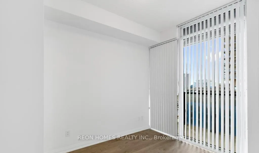 Photo 6 of Unit 807, 7895 Jane Street, Vaughan, Concord — HOMEH