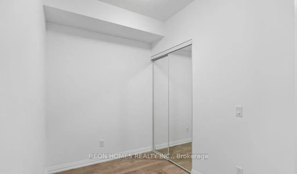 Photo 8 of Unit 807, 7895 Jane Street, Vaughan, Concord — HOMEH