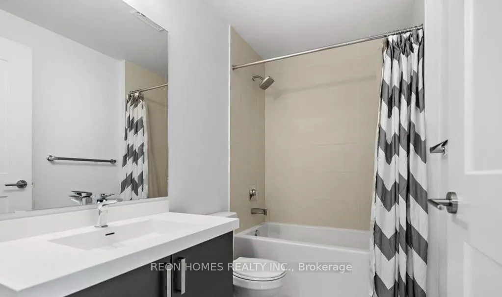 Photo 10 of Unit 807, 7895 Jane Street, Vaughan, Concord — HOMEH