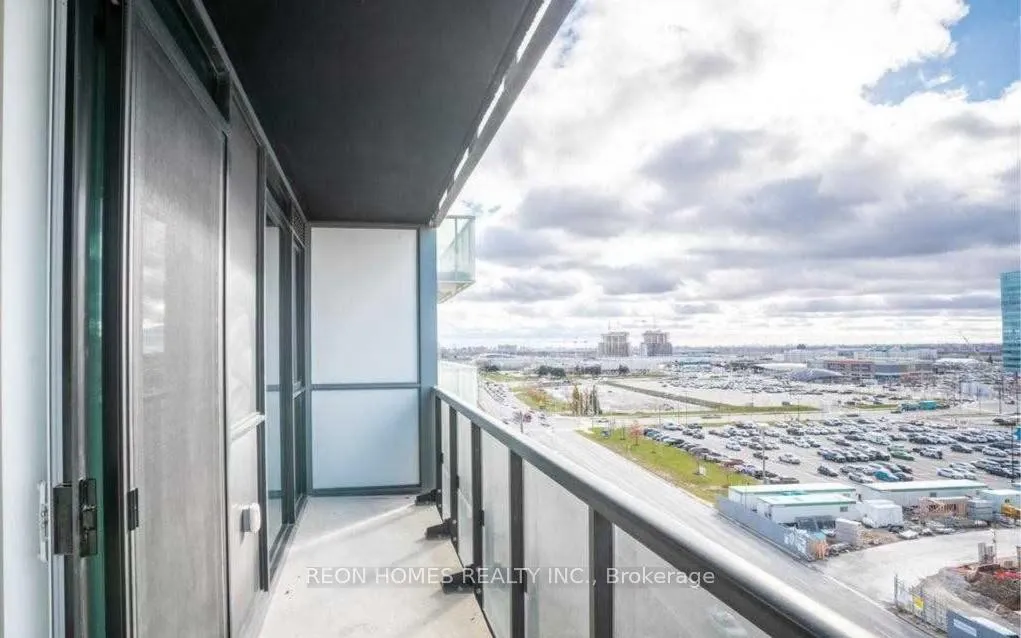 Photo 11 of Unit 807, 7895 Jane Street, Vaughan, Concord — HOMEH