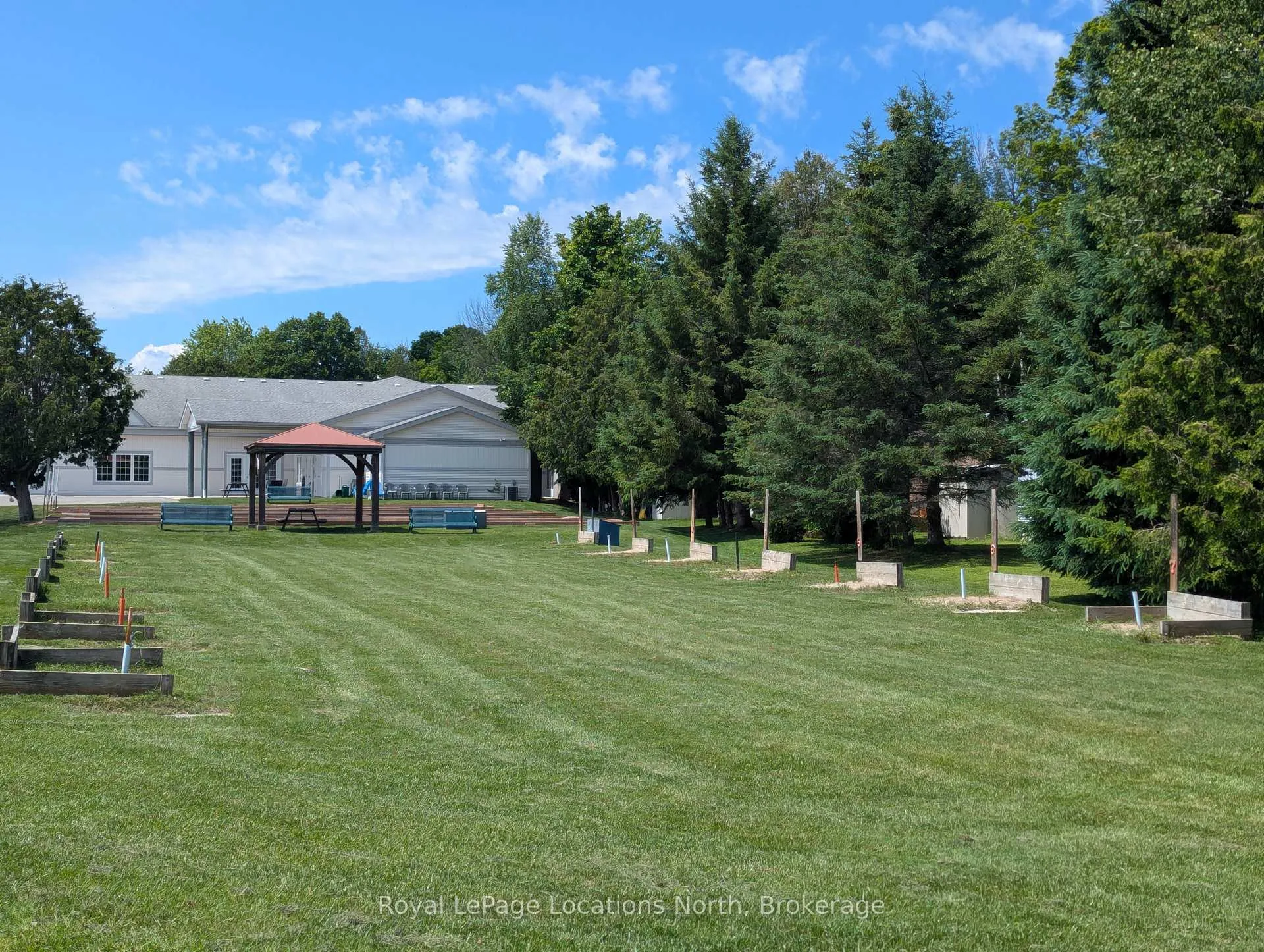 Photo 48 of 13 Pennsylvania Avenue, Wasaga Beach — HOMEH
