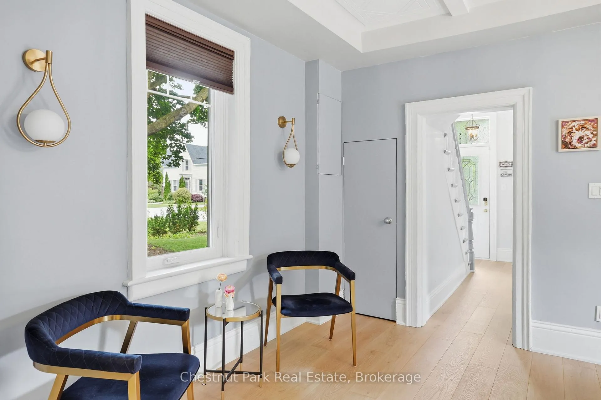 Photo 12 of 331 Oak Street, Collingwood — HOMEH