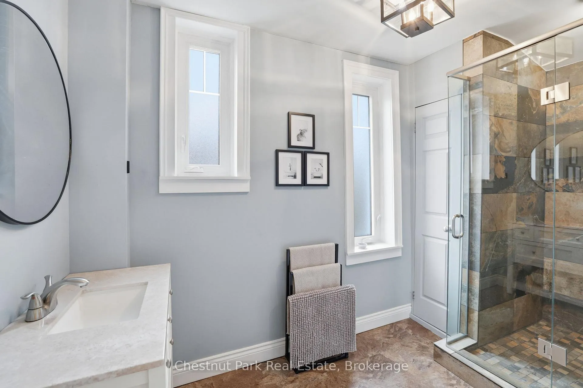 Photo 18 of 331 Oak Street, Collingwood — HOMEH