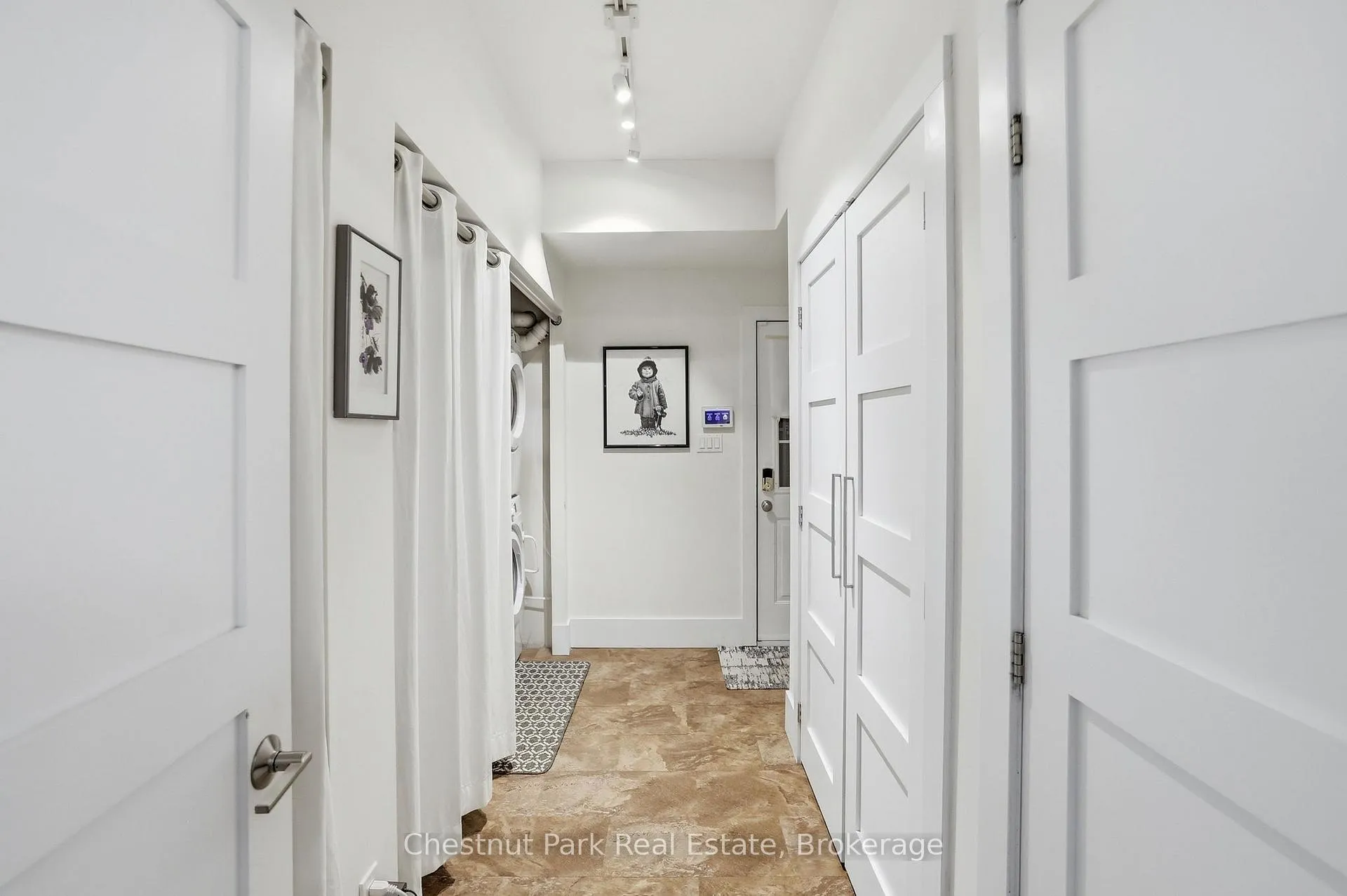 Photo 27 of 331 Oak Street, Collingwood — HOMEH