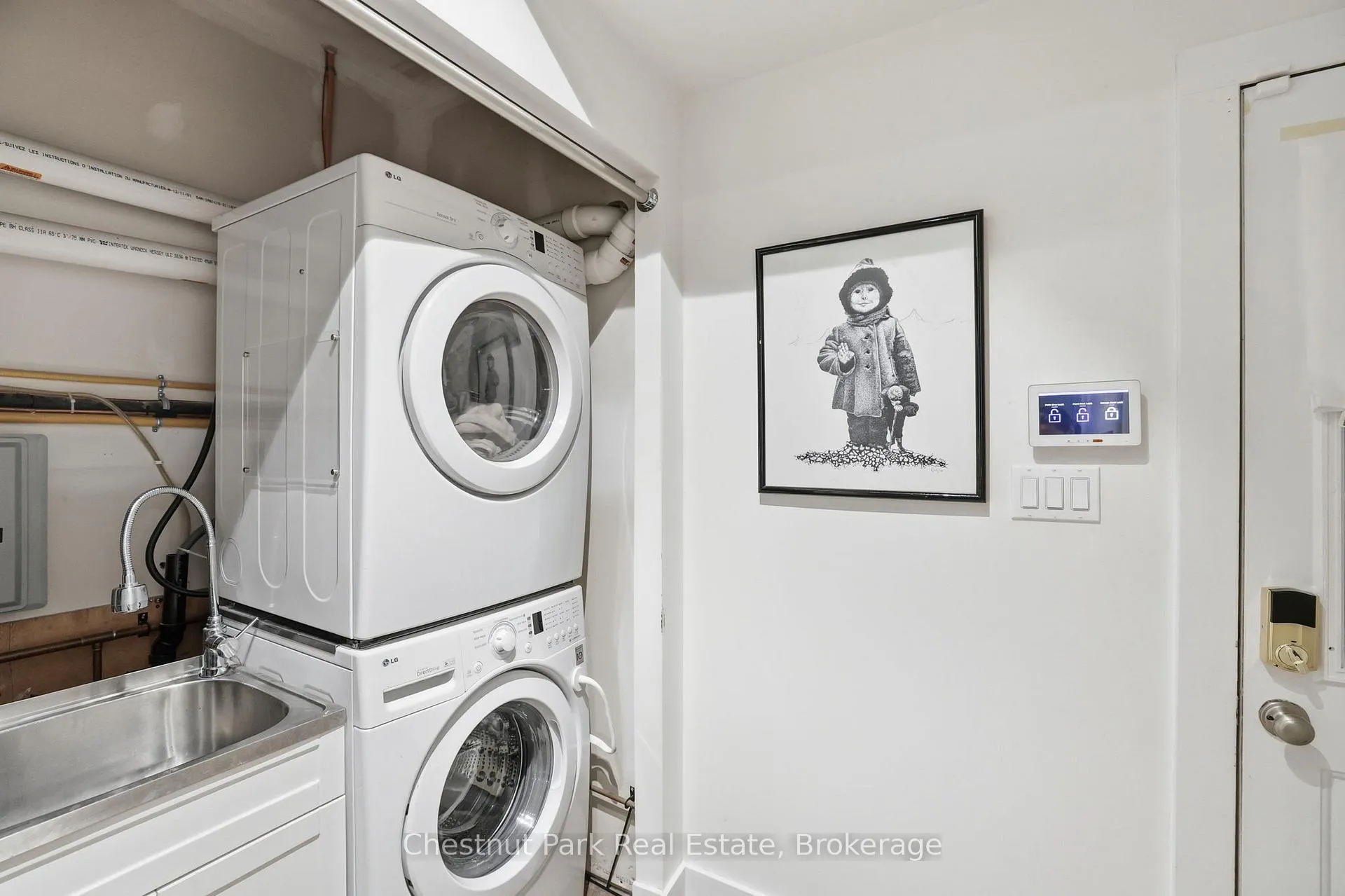 Photo 28 of 331 Oak Street, Collingwood — HOMEH