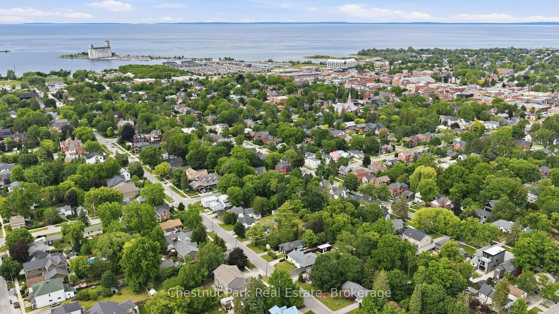 Photo 47 of 331 Oak Street, Collingwood — HOMEH