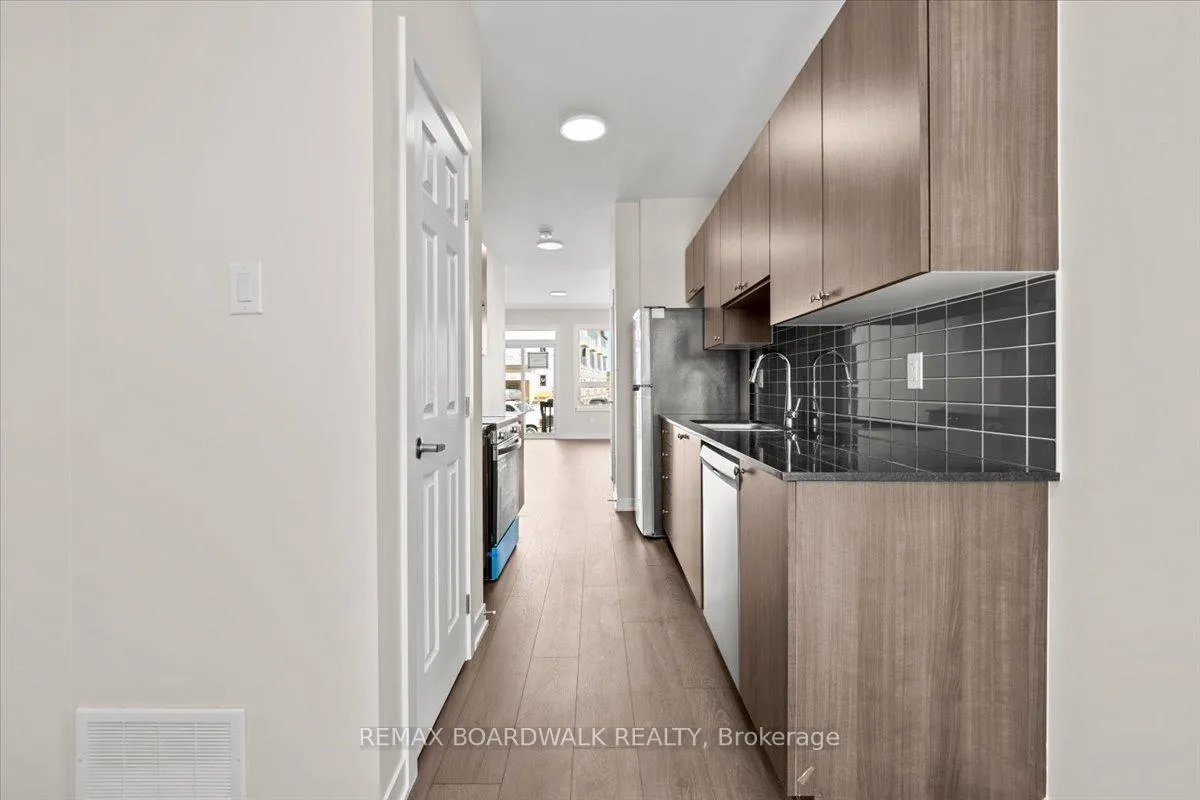 Photo 3 of 241 Lamarche Avenue, Ottawa, Chapel Hill South - Orleans Village — HOMEH