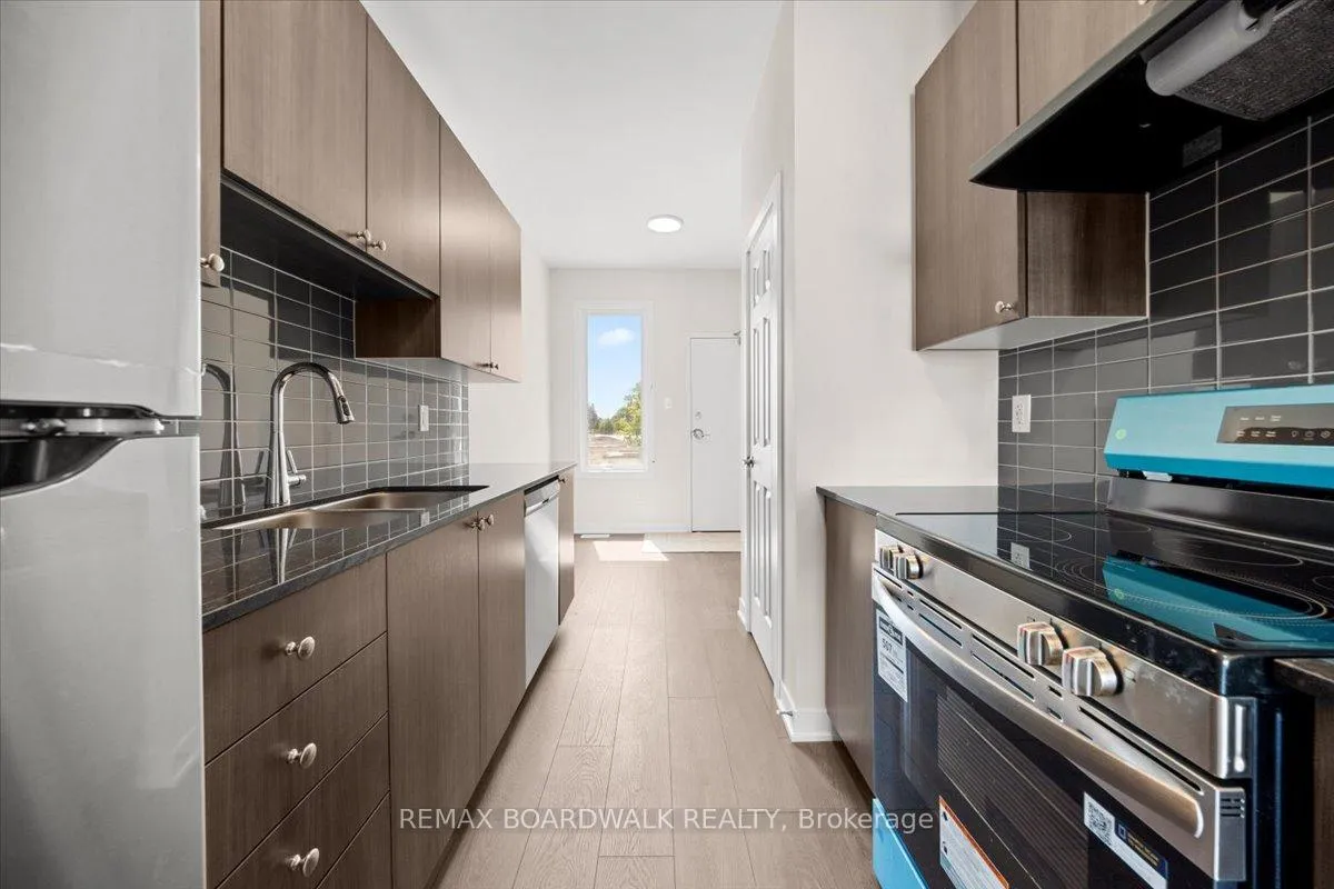 Photo 7 of 241 Lamarche Avenue, Ottawa, Chapel Hill South - Orleans Village — HOMEH