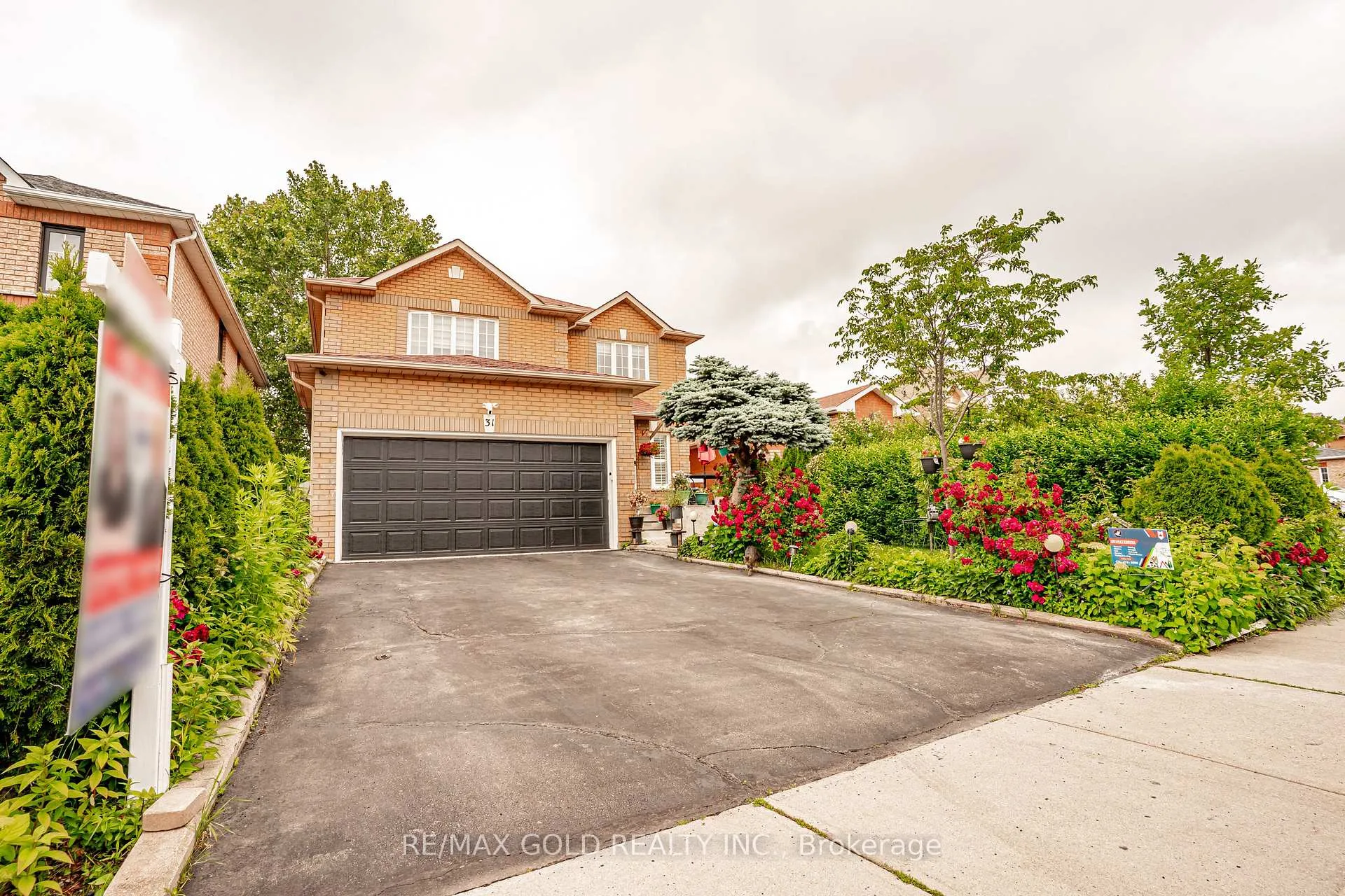 Photo 2 of 31 Colleyville Street, Brampton, Snelgrove — HOMEH