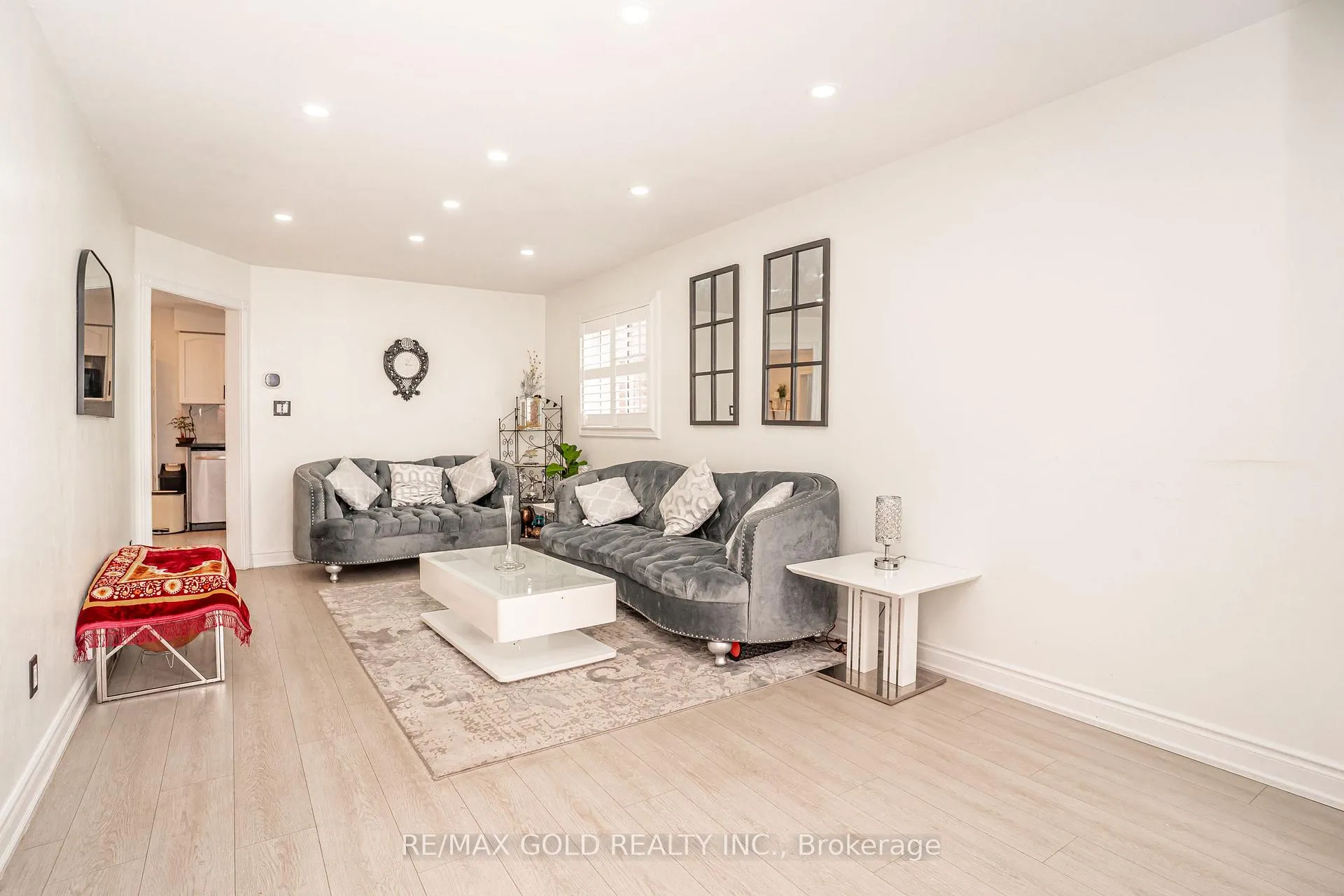 Photo 7 of 31 Colleyville Street, Brampton, Snelgrove — HOMEH