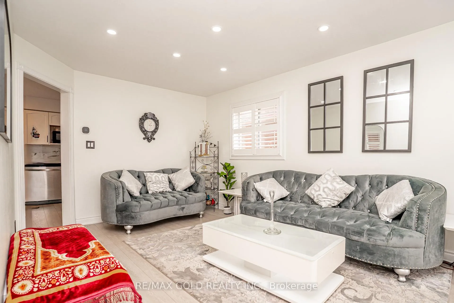 Photo 9 of 31 Colleyville Street, Brampton, Snelgrove — HOMEH