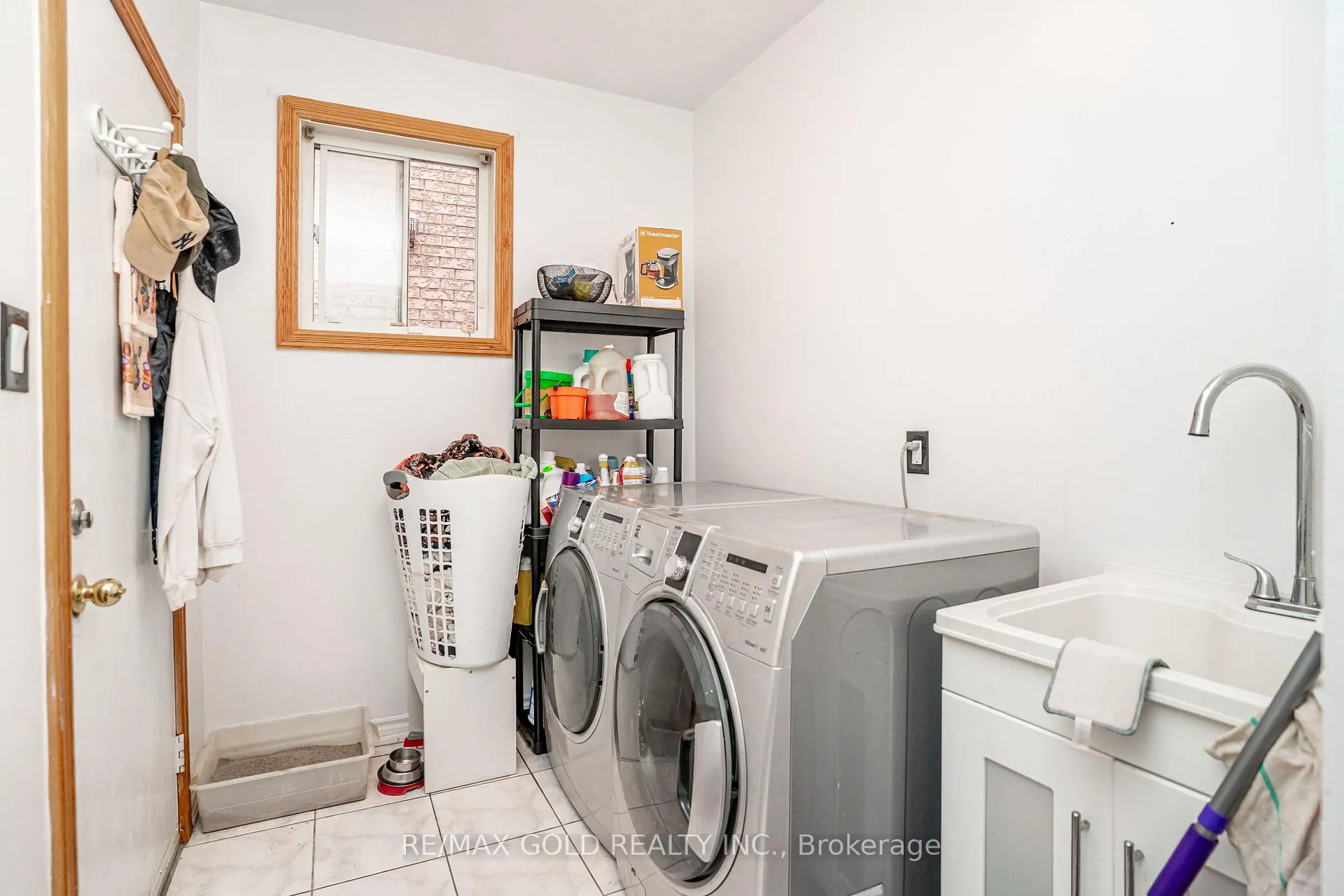 Photo 30 of 31 Colleyville Street, Brampton, Snelgrove — HOMEH