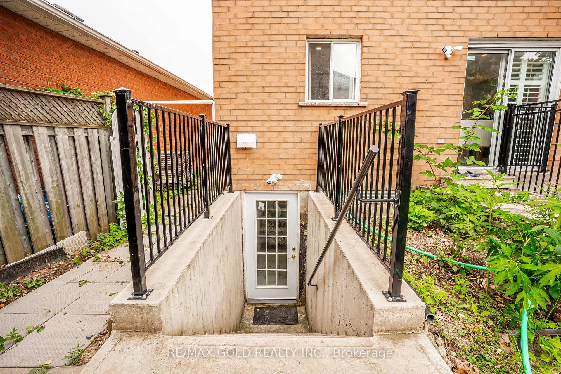 Photo 40 of 31 Colleyville Street, Brampton, Snelgrove — HOMEH
