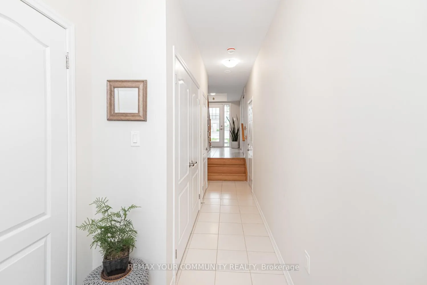 Photo 6 of 38 Utter Place, Hamilton, Stoney Creek Mountain — HOMEH