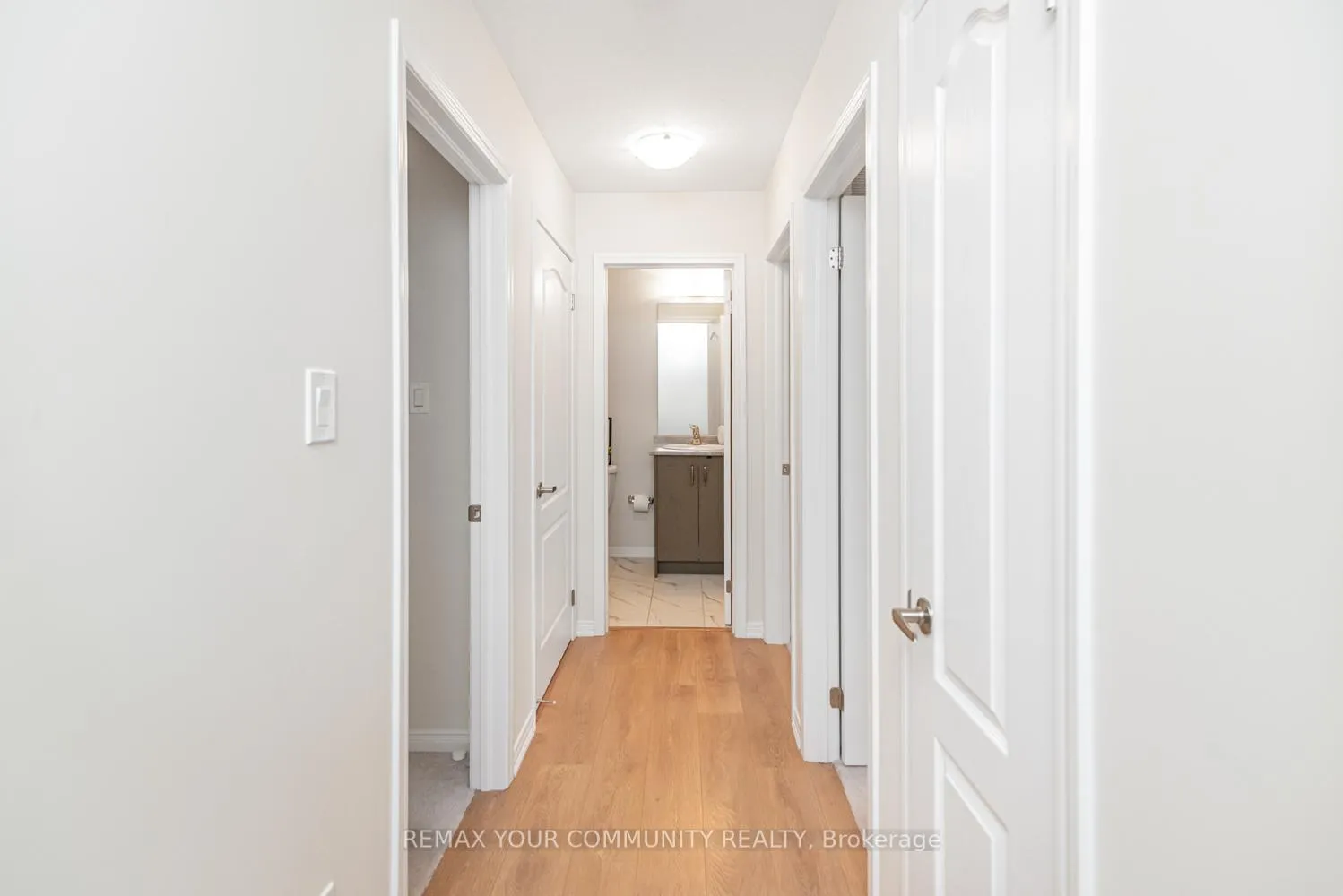 Photo 19 of 38 Utter Place, Hamilton, Stoney Creek Mountain — HOMEH