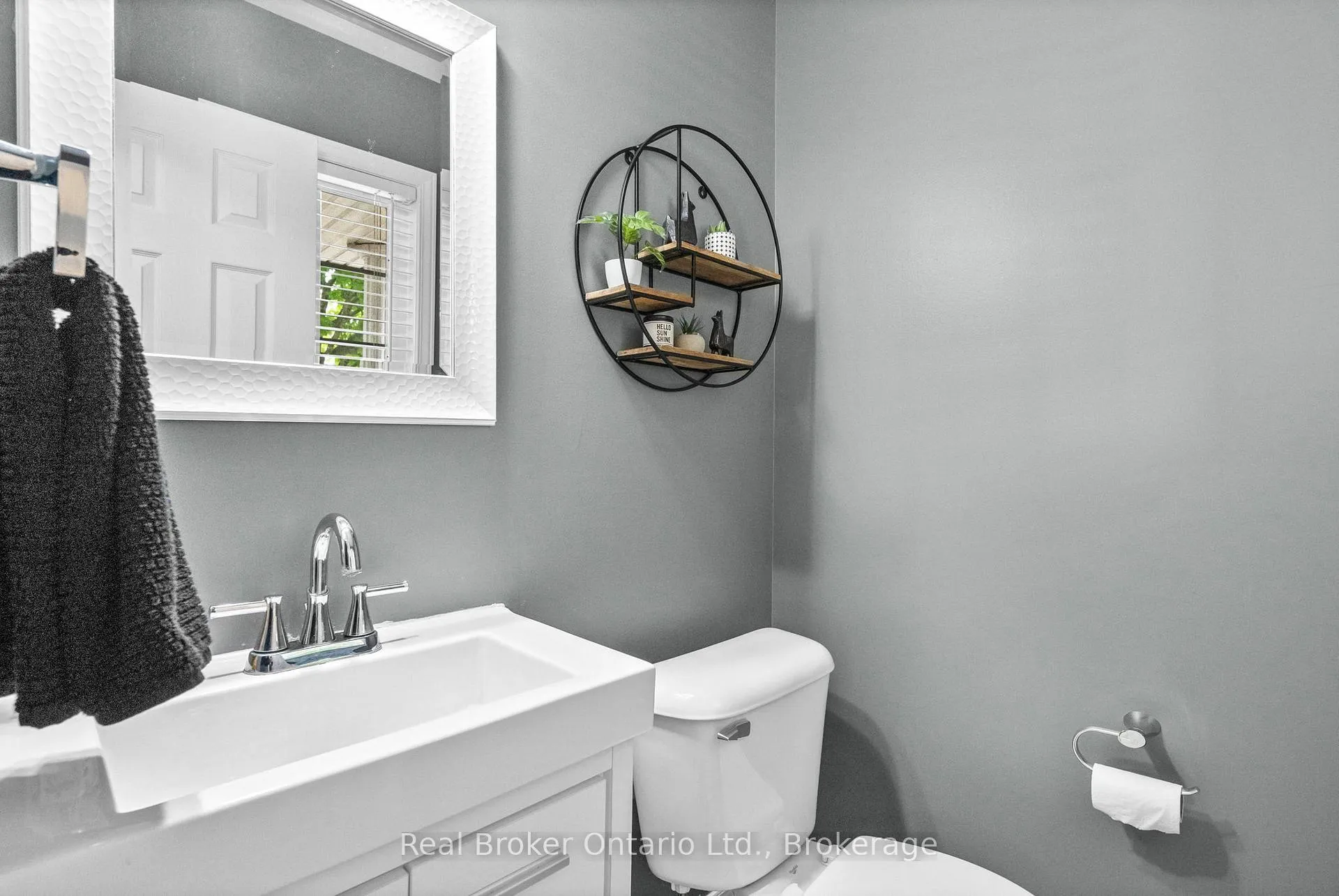 Photo 16 of 4 Beardmore Crescent, Halton Hills, Acton — HOMEH