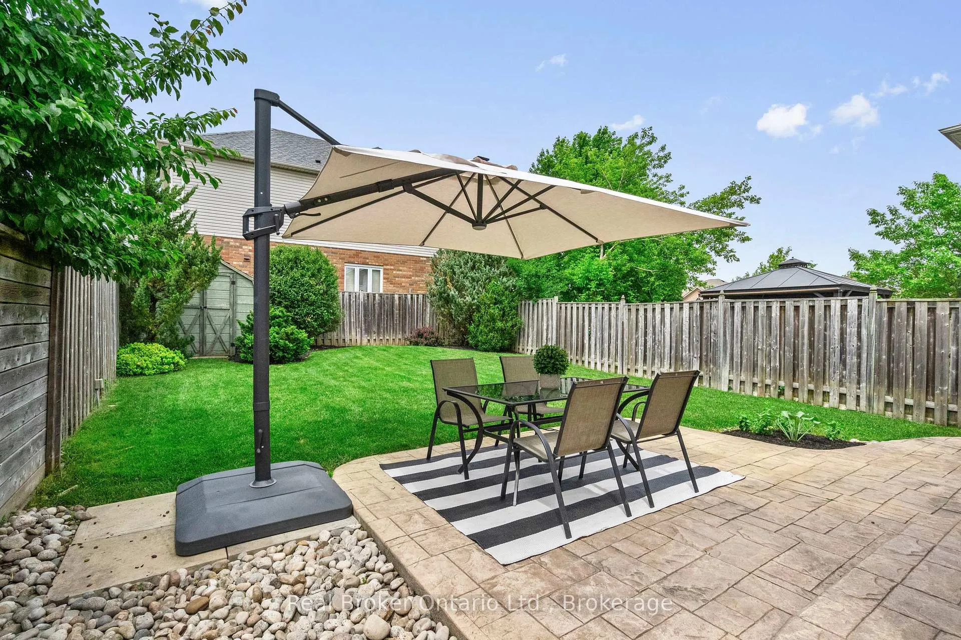Photo 34 of 4 Beardmore Crescent, Halton Hills, Acton — HOMEH