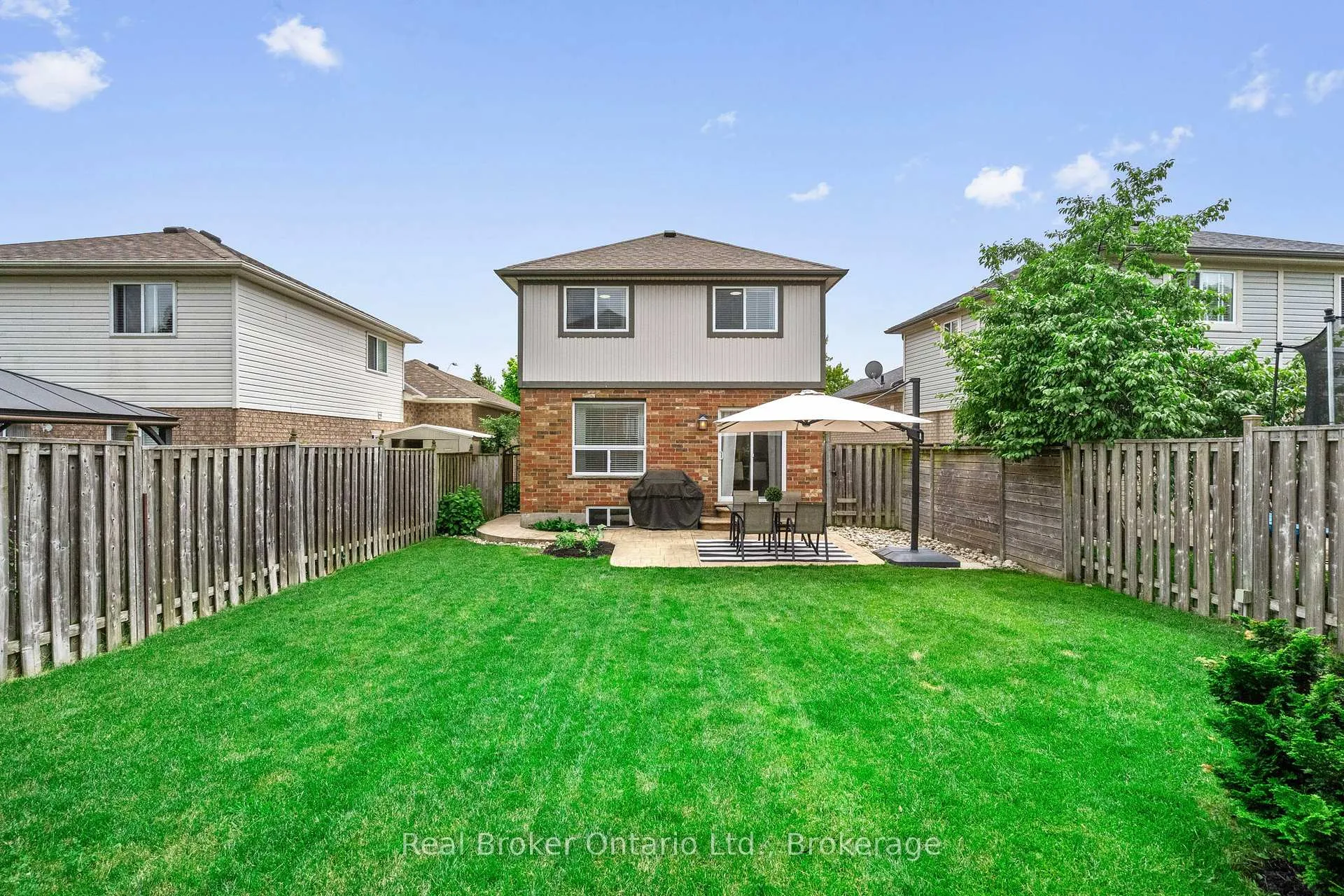 Photo 36 of 4 Beardmore Crescent, Halton Hills, Acton — HOMEH