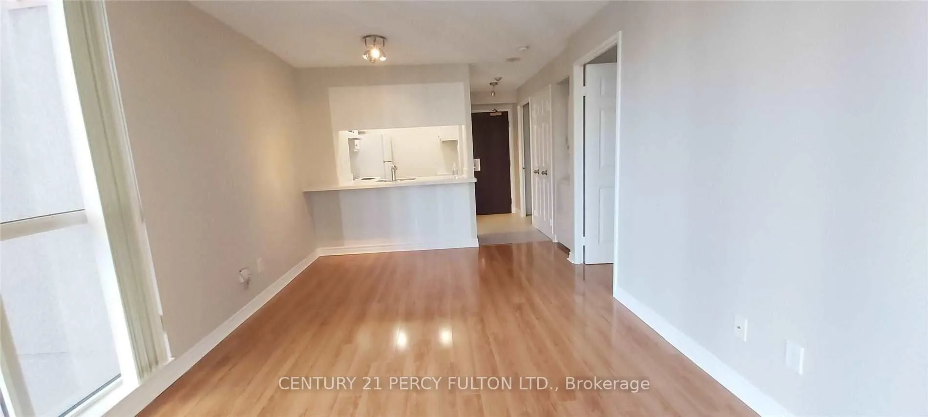 Photo 7 of Unit 1512, 736 Bay Street, Toronto, Bay Street Corridor — HOMEH