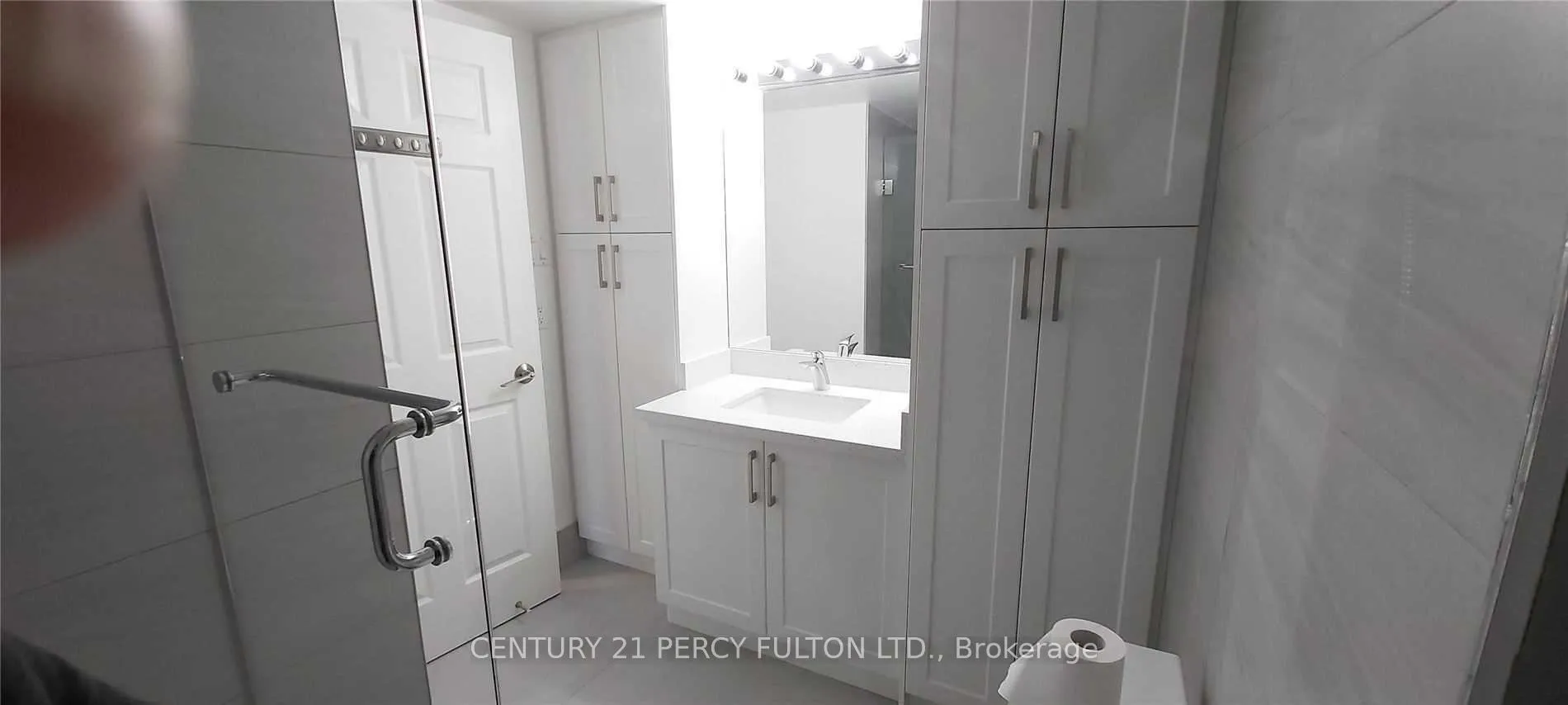 Photo 10 of Unit 1512, 736 Bay Street, Toronto, Bay Street Corridor — HOMEH