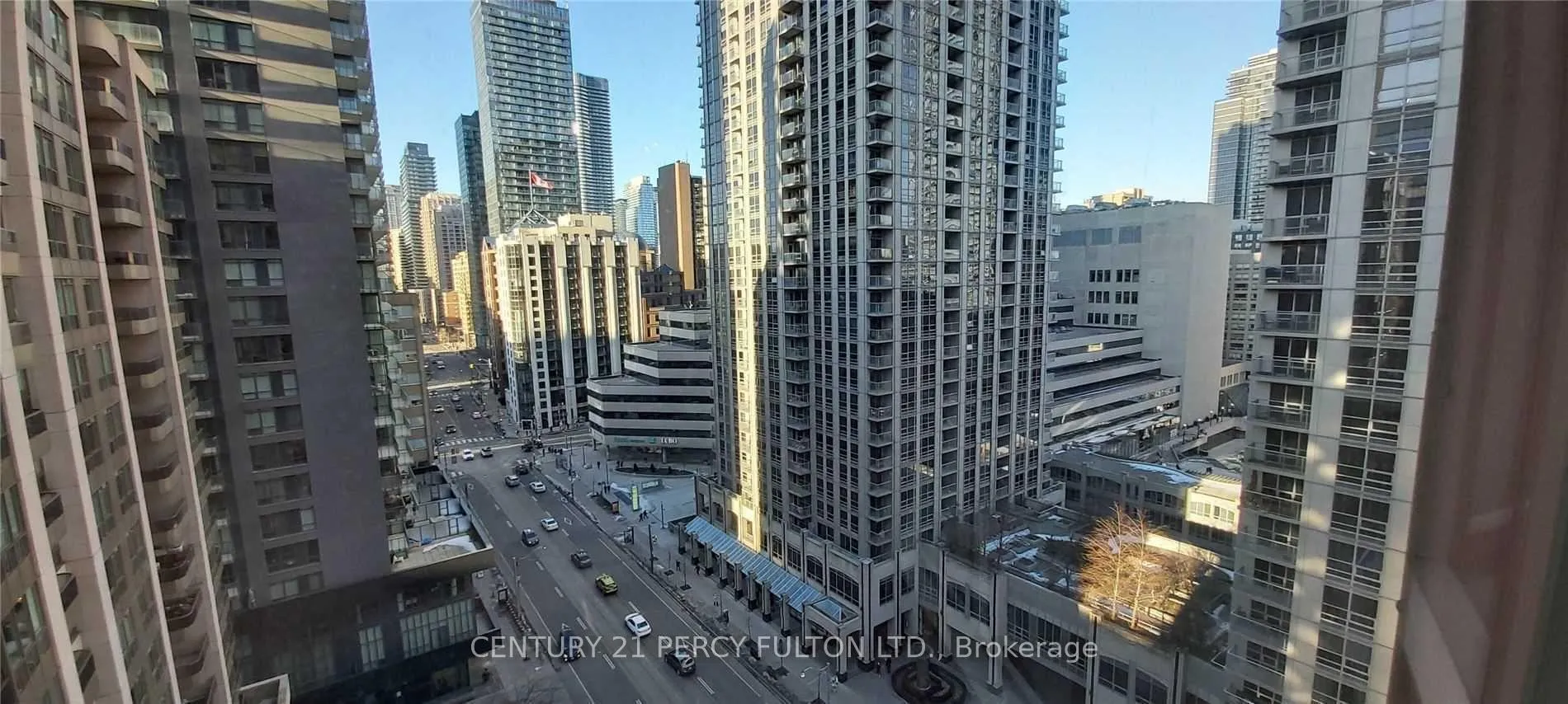 Photo 15 of Unit 1512, 736 Bay Street, Toronto, Bay Street Corridor — HOMEH