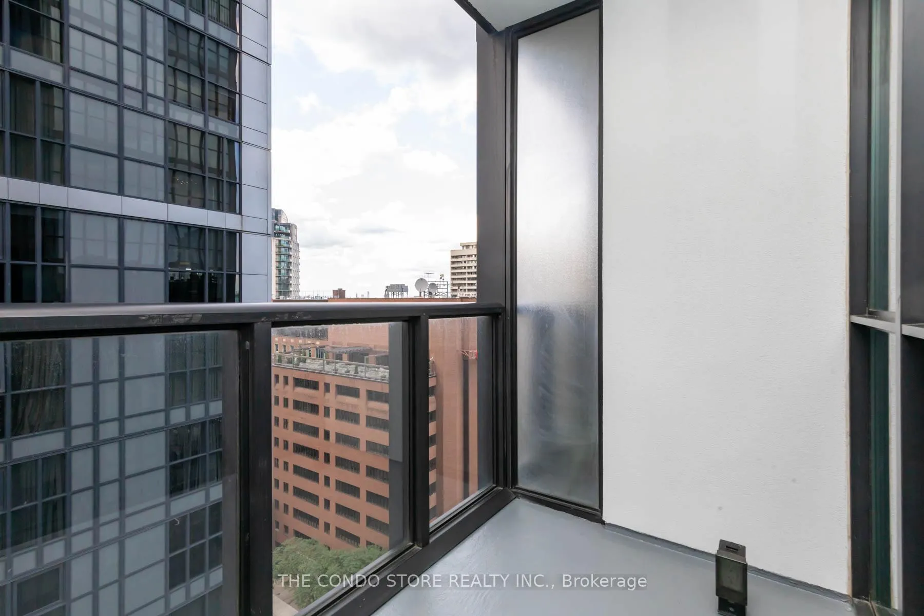Photo 27 of Unit 1907, 110 Charles Street E, Toronto, Church-Yonge Corridor — HOMEH