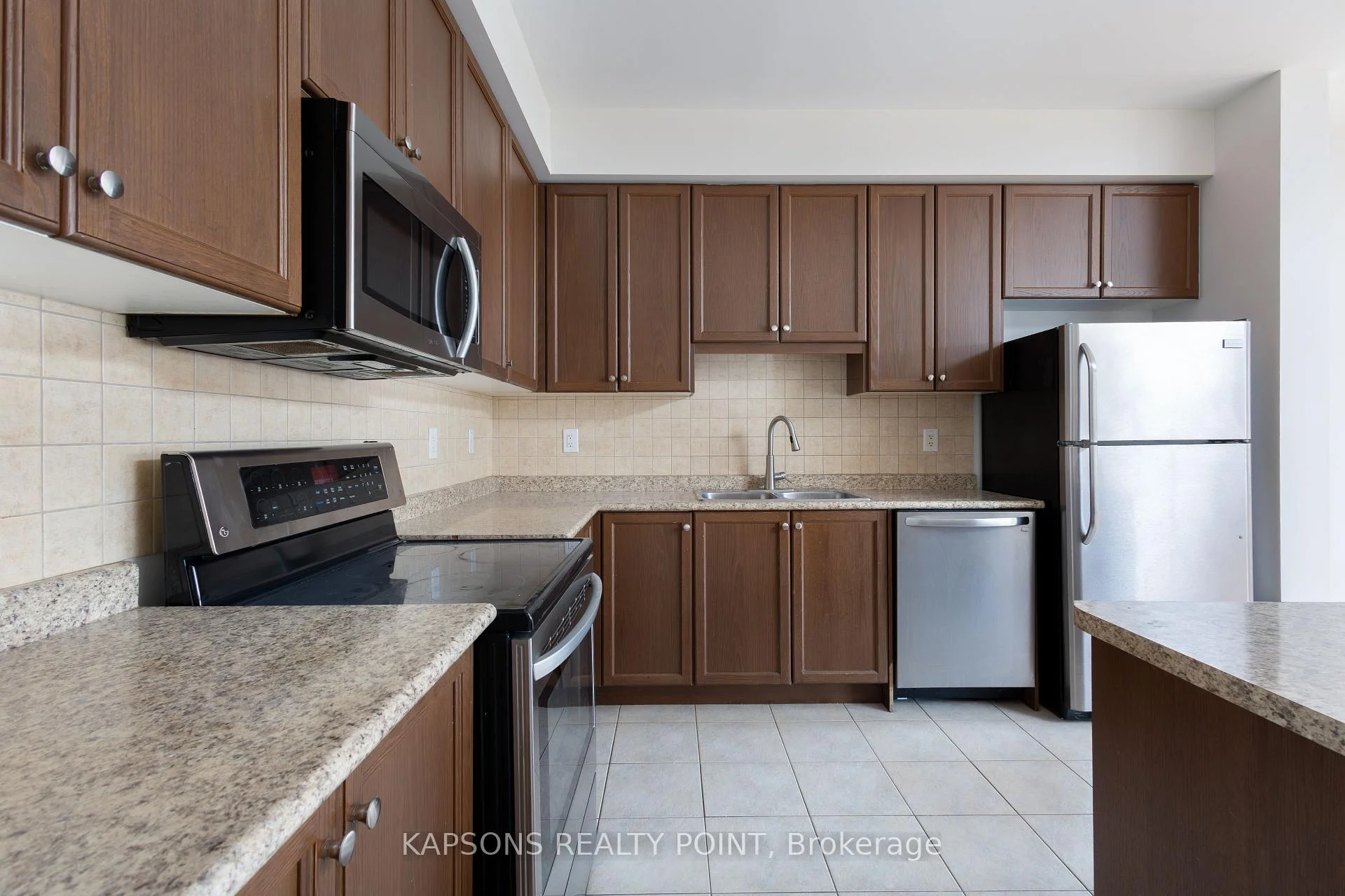Photo 16 of 43 Waterville Way, Caledon, Rural Caledon — HOMEH