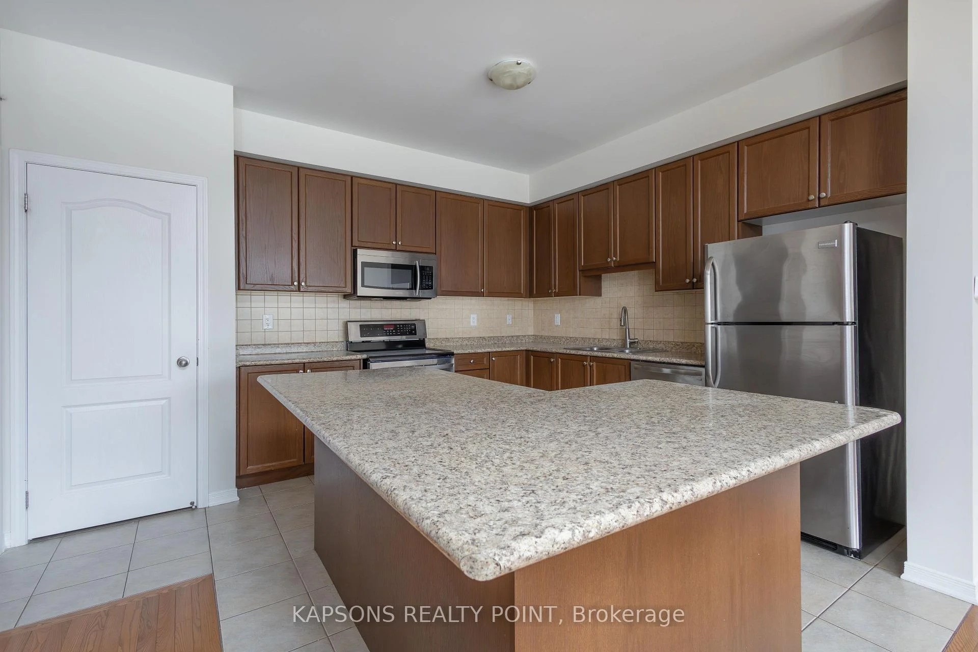 Photo 17 of 43 Waterville Way, Caledon, Rural Caledon — HOMEH